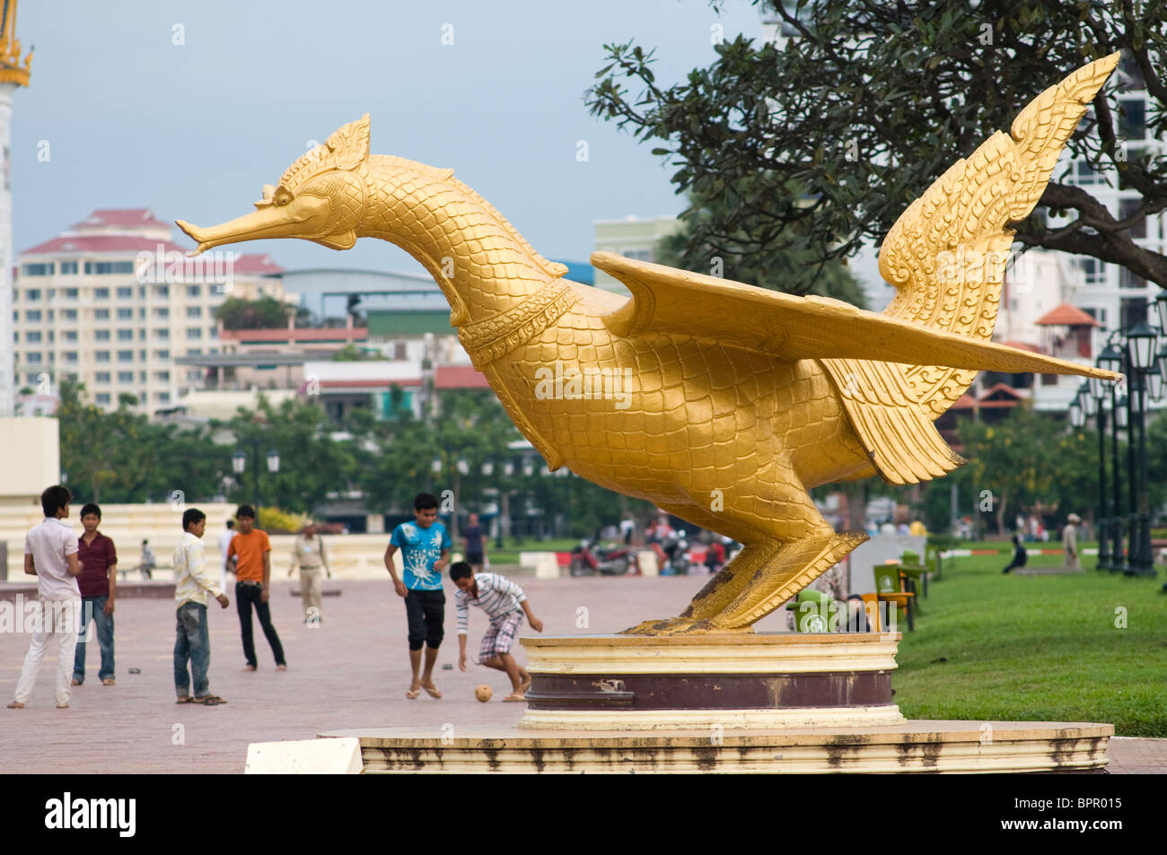 Accrocher de veau sculpture, Phnom Penh, Cambodge Banque D'Images