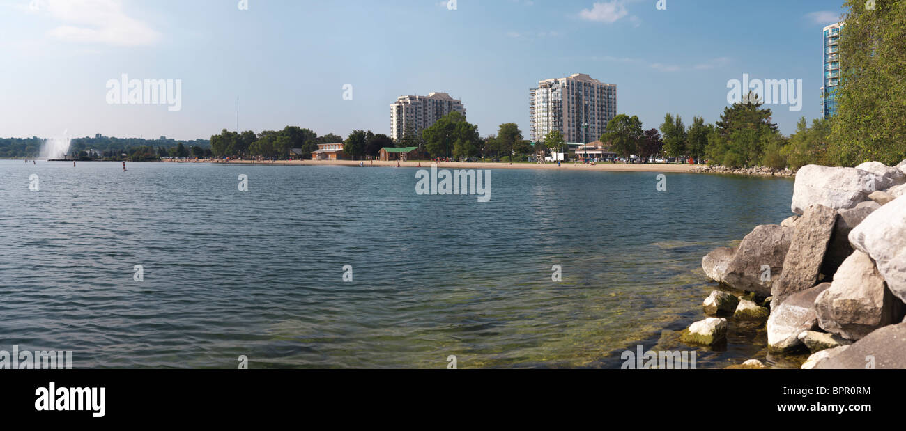 Vue panoramique sur la plage du Centenaire sur le lac Simcoe, Barrie, Ontario, Canada 2010. Banque D'Images