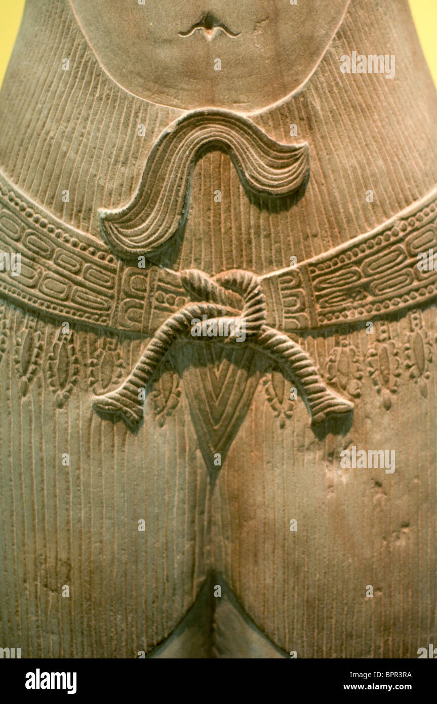 Angkorean la sculpture, l'aéroport international de Phnom Penh, Cambodge Banque D'Images