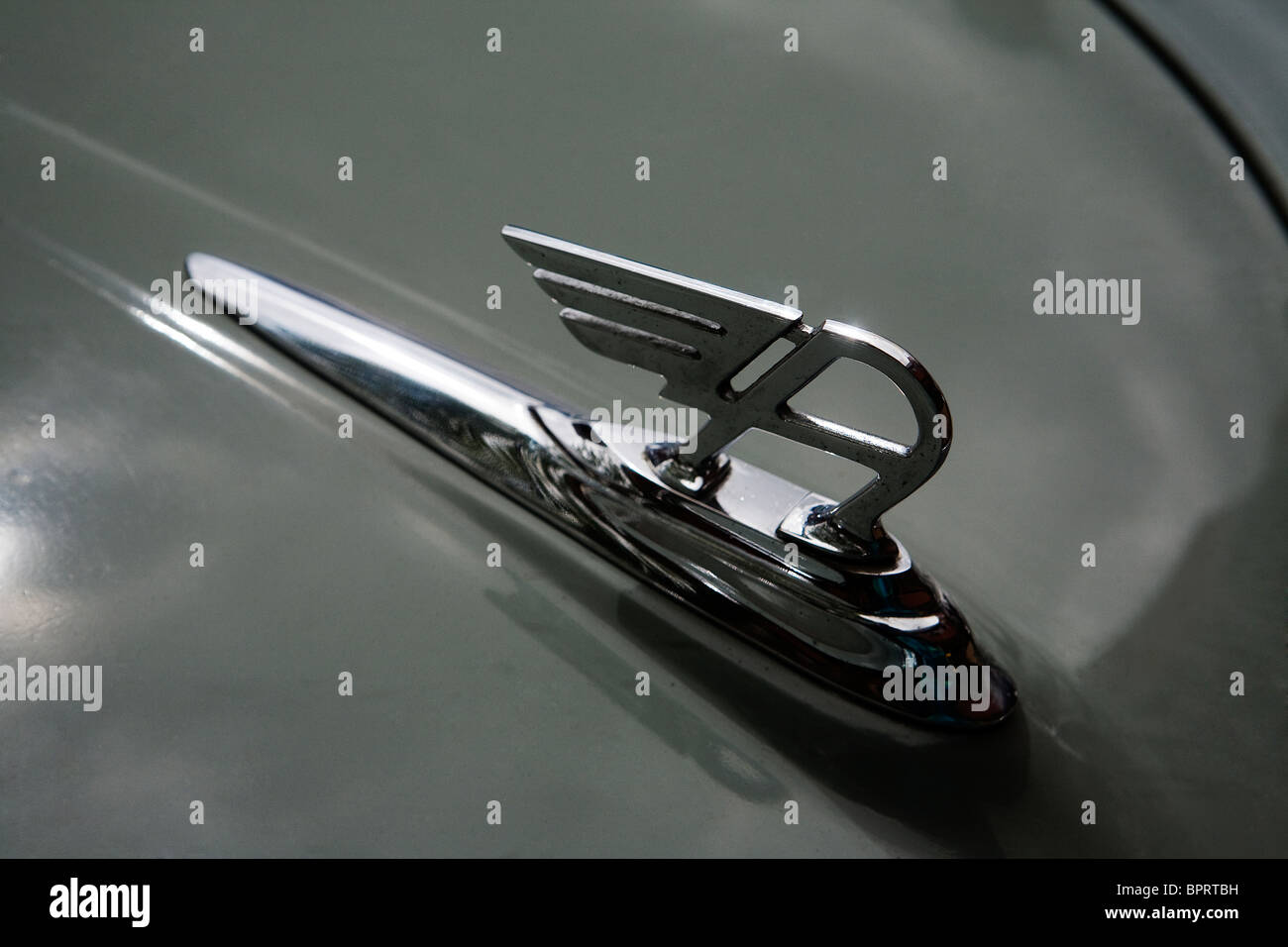 Austin logo sur l'avant de l'A35 bonnet Banque D'Images