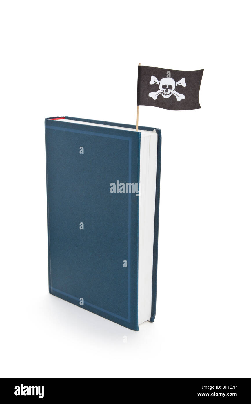 Drapeau pirate et livre, concept de piraterie, mauvais livre Banque D'Images