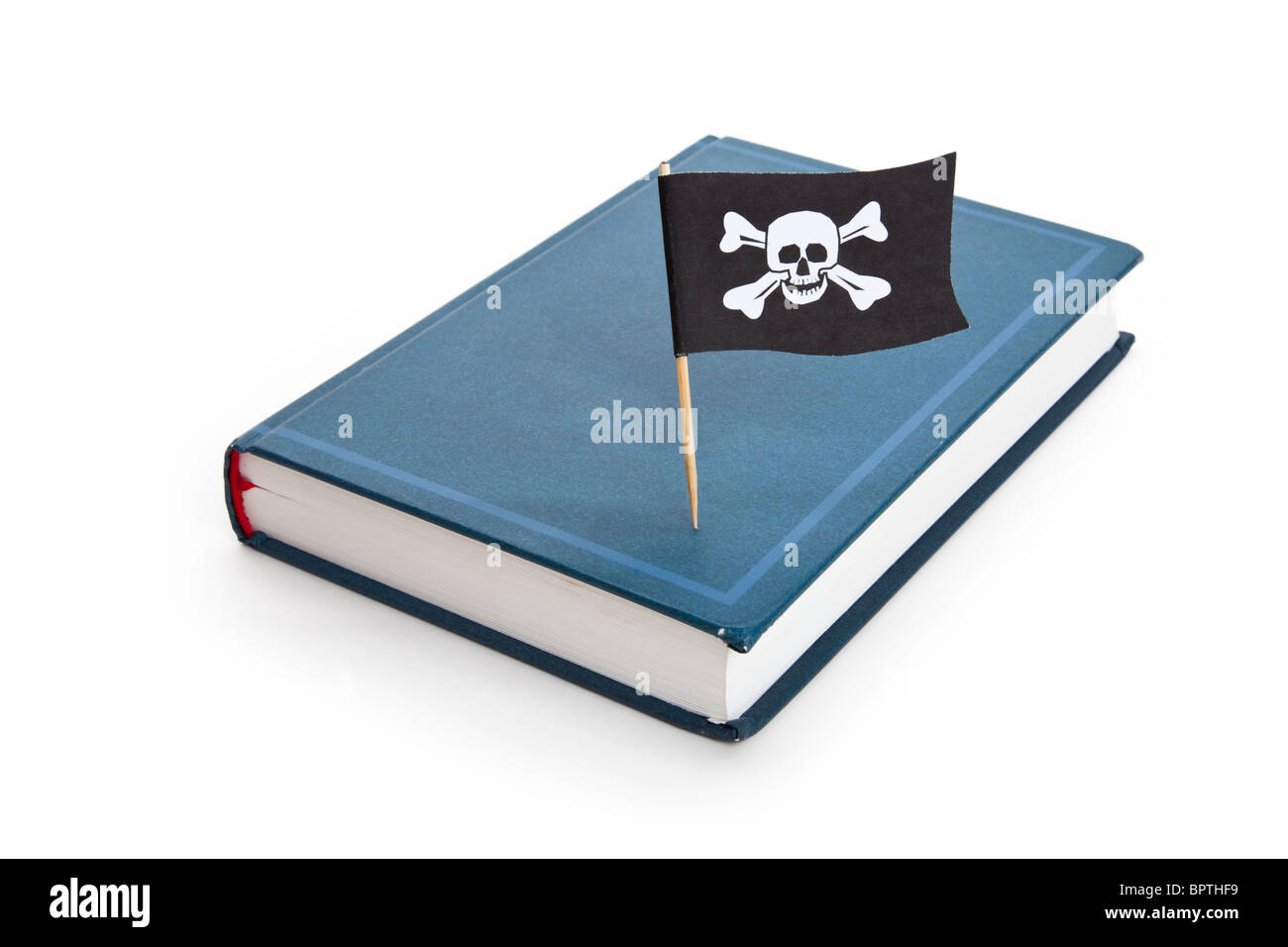 Drapeau pirate et livre, concept de piraterie, mauvais livre Banque D'Images