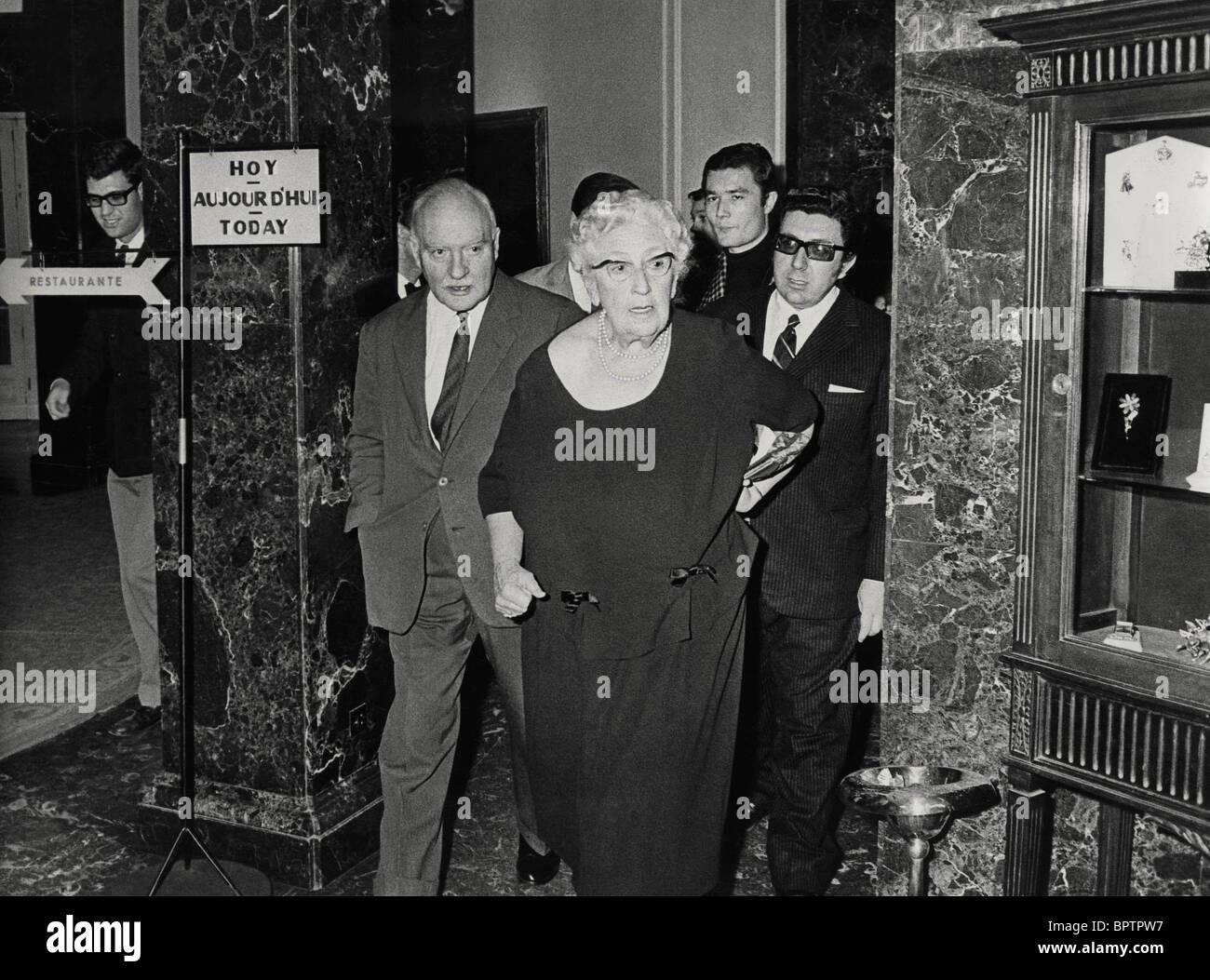 L'ÉCRIVAIN Agatha Christie (1965) Banque D'Images