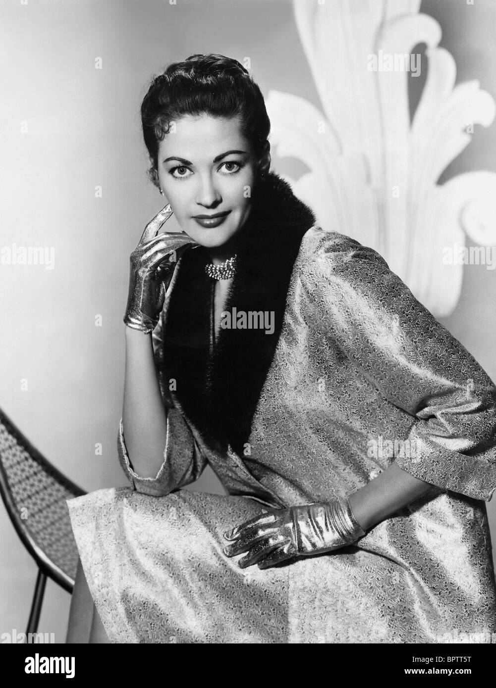 Yvonne de carlo yvonne de Banque de photographies et d’images à haute