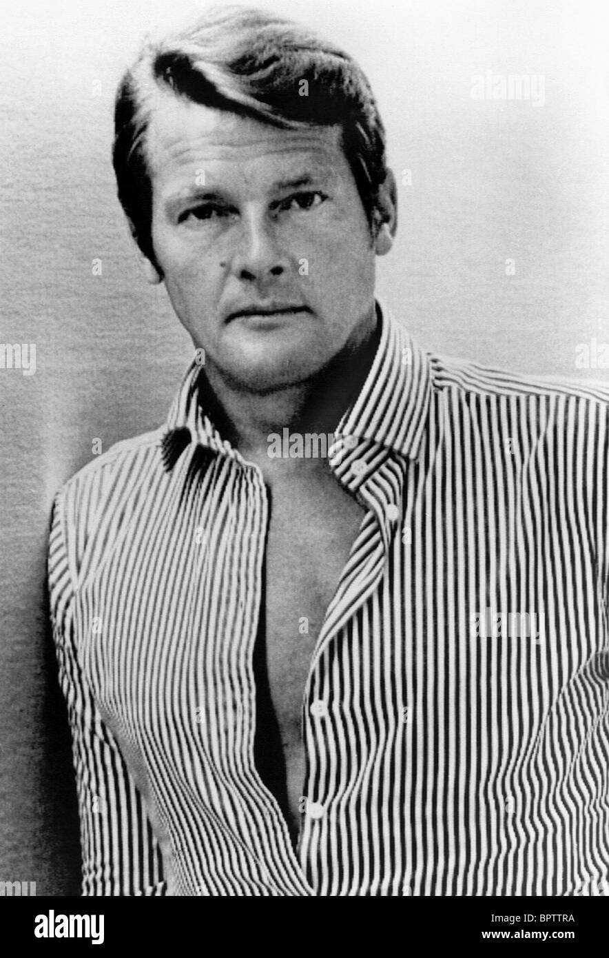 L'acteur Roger Moore (1967) Banque D'Images