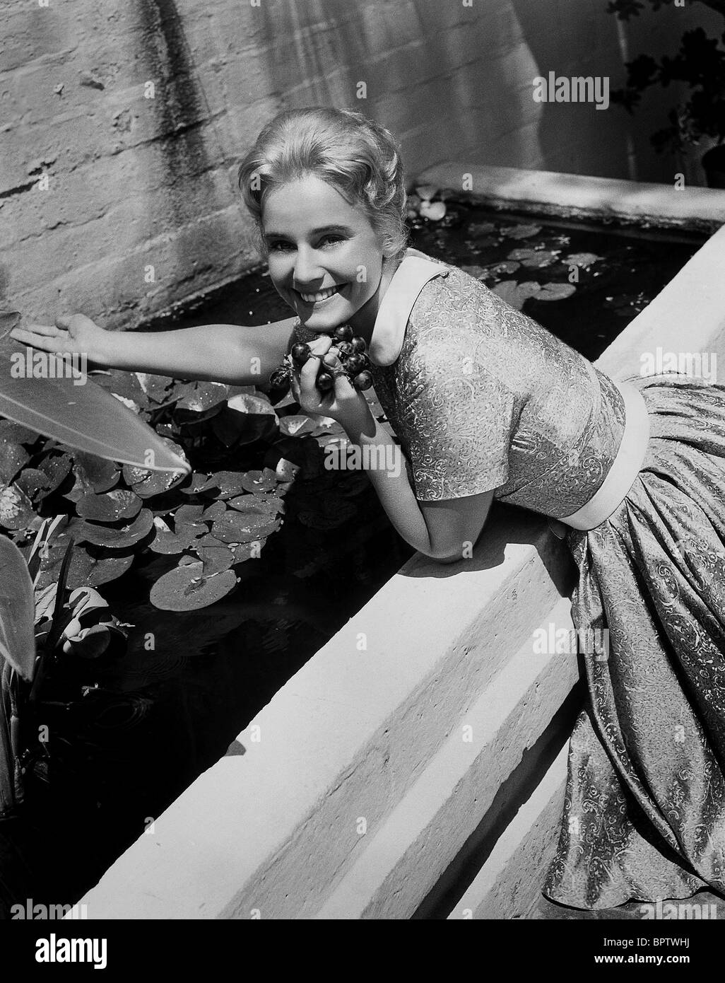 Maria schell maria schell maria Banque d'images noir et blanc - Alamy