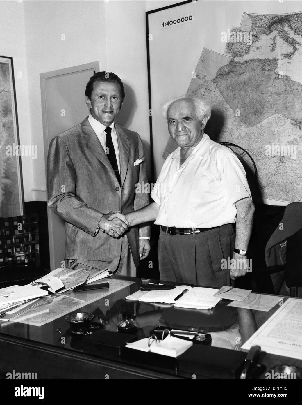 KIRK DOUGLAS & ACTEUR Ben Gourion et premier ministre d'Israël (1953) Banque D'Images