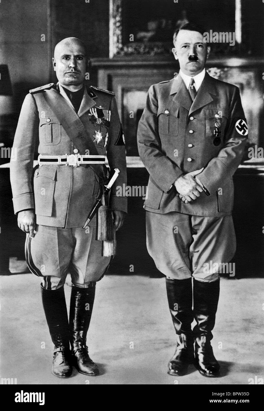 ADOLF HITLER Benito Mussolini dictateur italien & LEADER NAZI 01 Mai 1941 Banque D'Images