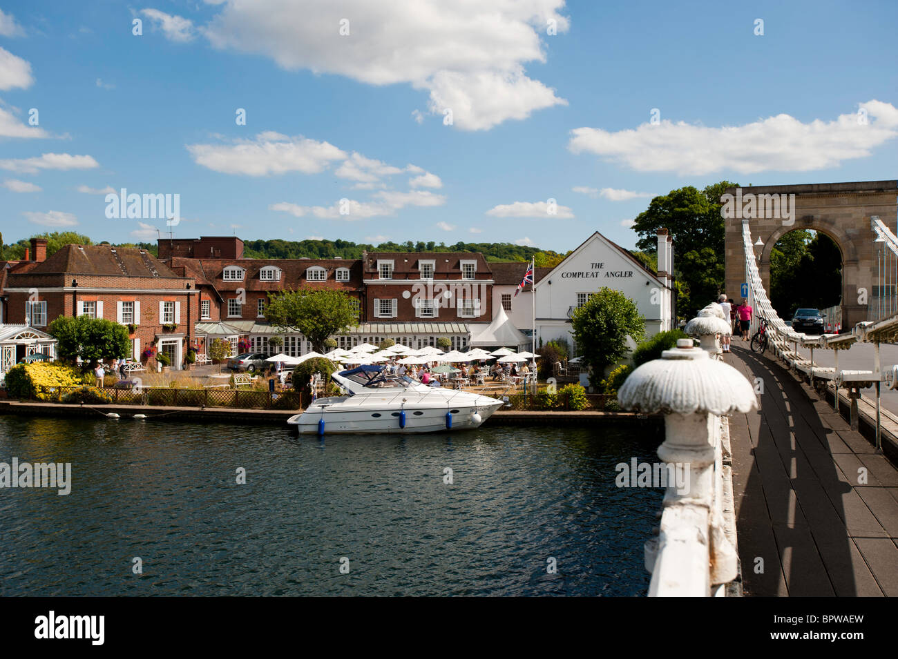 Le Compleat Angler par Thames River, Marlow, Buckinghamshire, Angleterre, Royaume-Uni Banque D'Images