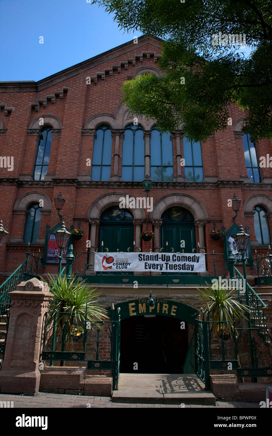 L'Irlande du Nord, Belfast Botanic Avenue,,, entrée à l'Empire Bar Music Hall et cabaret, une ancienne église. Banque D'Images