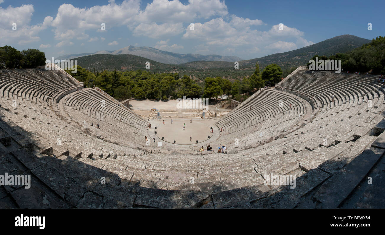 Panorama du théâtre grec antique Epidaure, en Grèce Banque D'Images