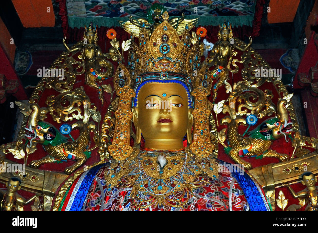 Statue de Bouddha, Samye, Tibet. Banque D'Images