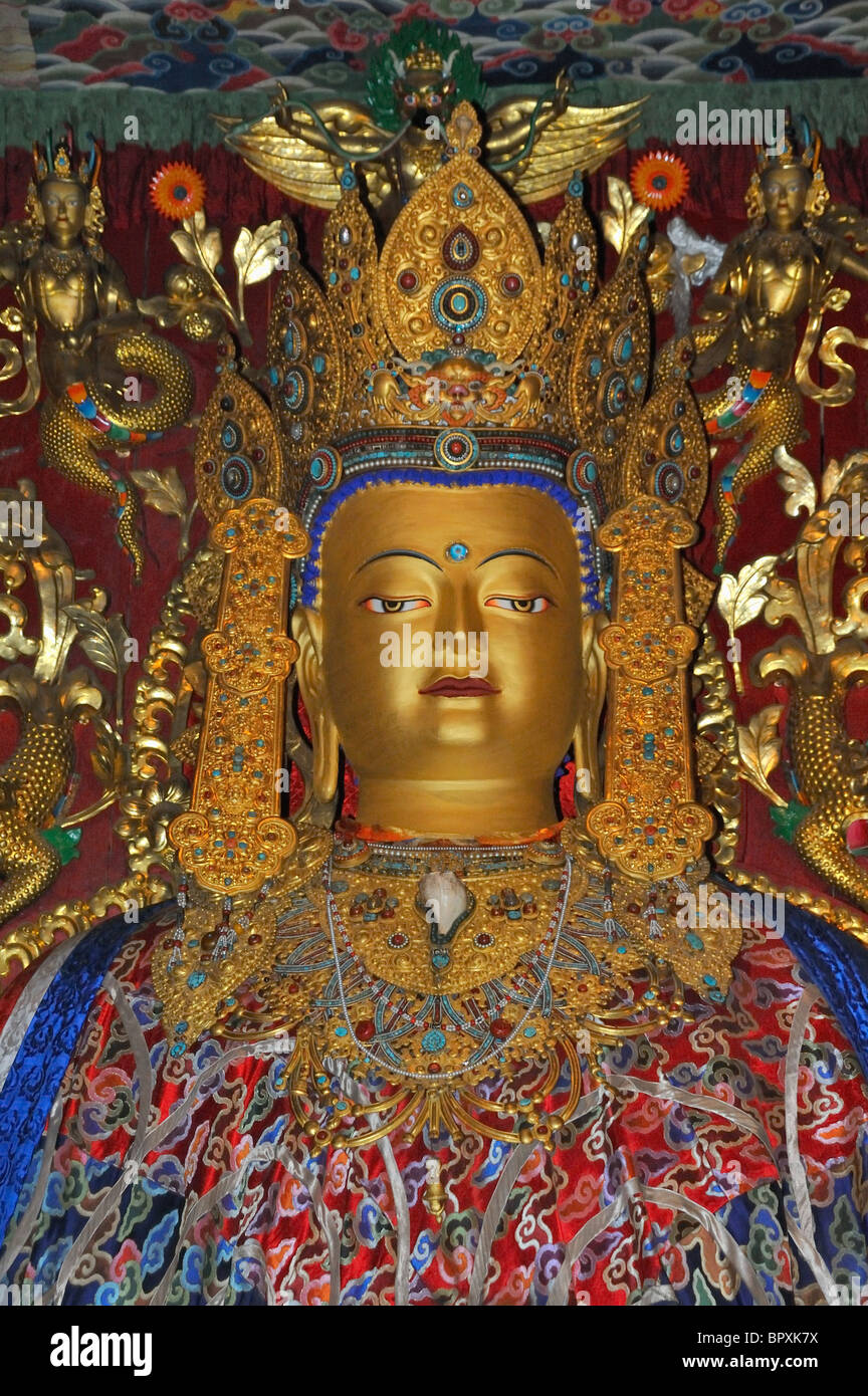 Statue de Bouddha, Samye, Tibet. Banque D'Images