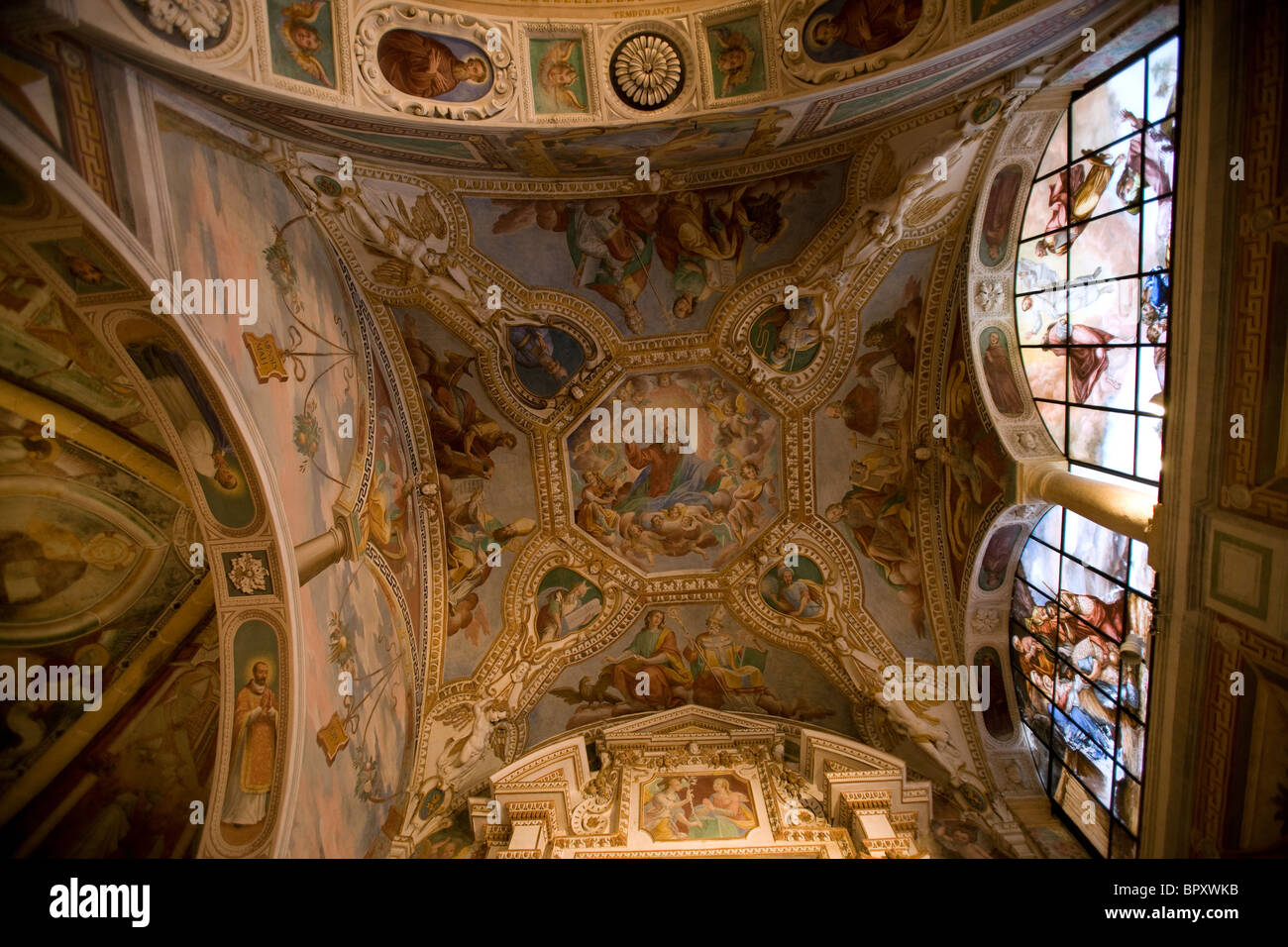 Le Lac Majeur, Santa Caterina del Sasso, église, fresques, lombardia, Italie Banque D'Images