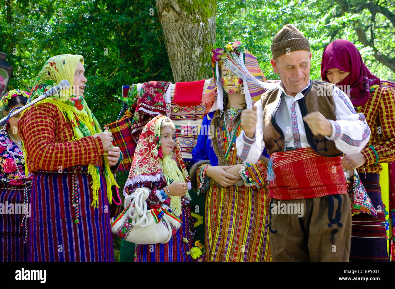 Raginovska «' dans le village de mariage Draginovo rituel traditionnel depuis le milieu du 19ème siècle parmi les musulmans. Banque D'Images