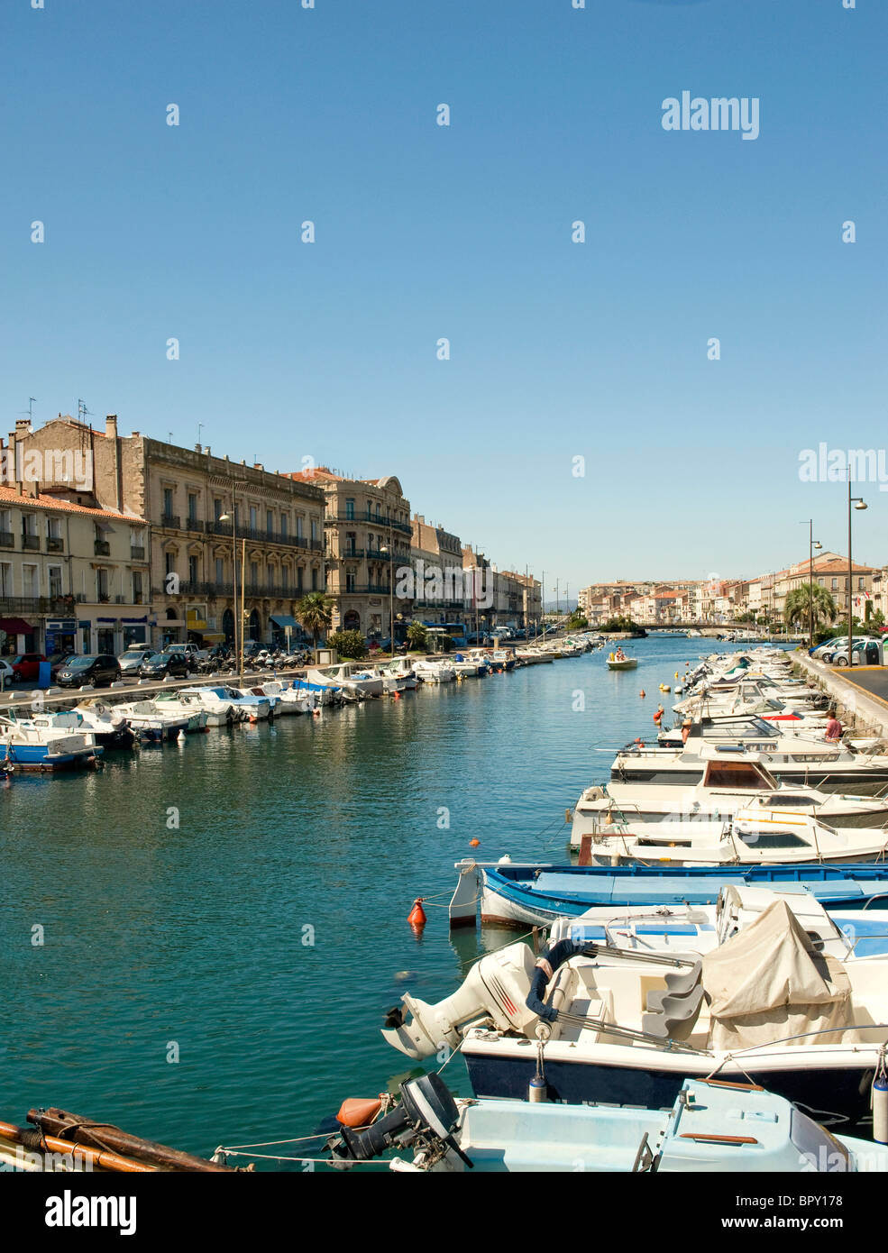 Le port de Sète dans le sud-est de la France Banque D'Images