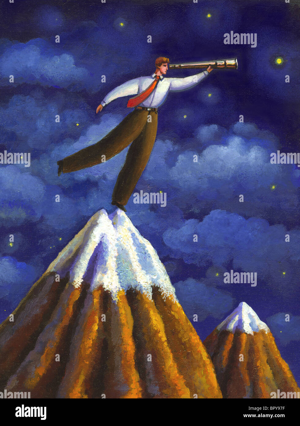 Un homme au sommet d'une montagne regardant à travers son télescope Banque D'Images