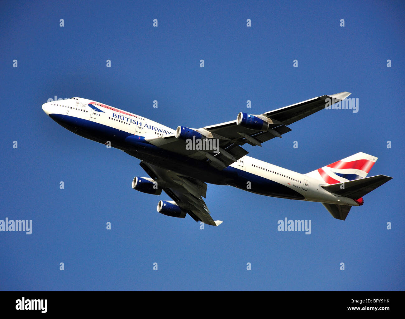 British Airways Boeing 747-400 décollant de l'aéroport de Heathrow, Londres, Angleterre, Royaume-Uni Banque D'Images