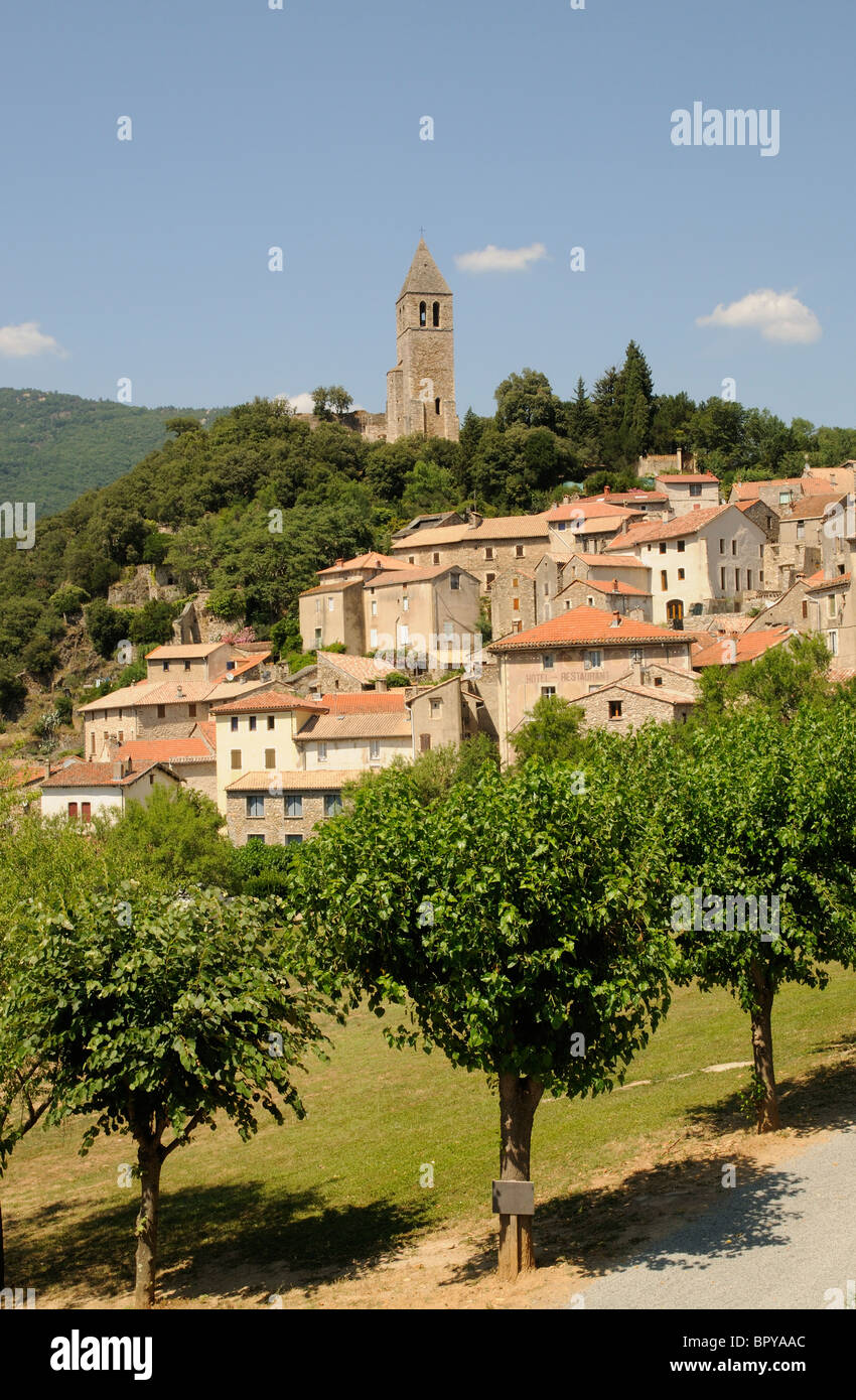 Olargues un village médiéval, dans le haut Languedoc Parc National Régional du sud de la France Banque D'Images