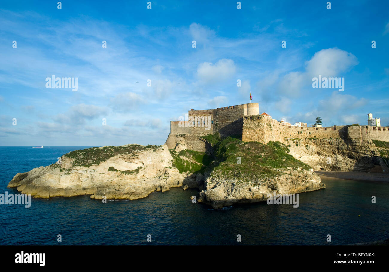 Avis de Melilla La Vieja citadelle depuis la ''Ensenada de los ' Galapagos bay. Melilla.Espagne. Banque D'Images