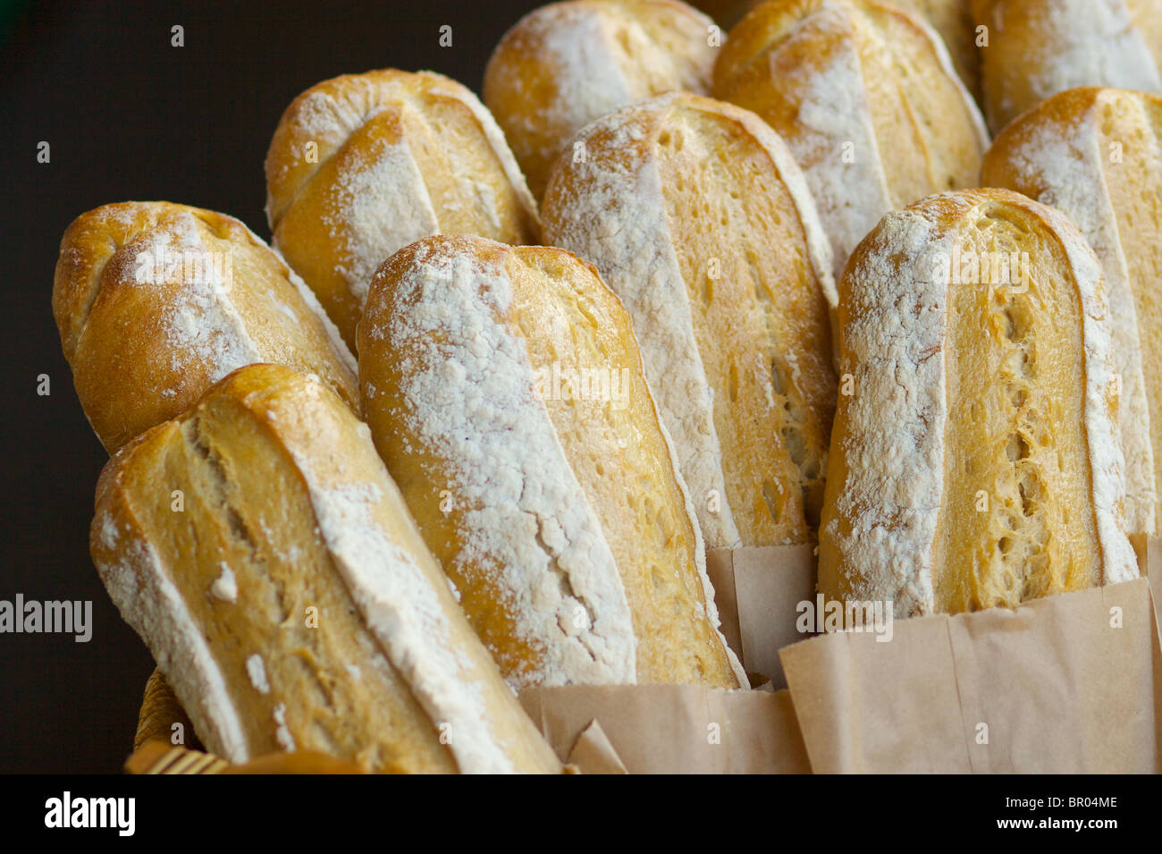 Des petits pains allemands au farmers market Banque D'Images