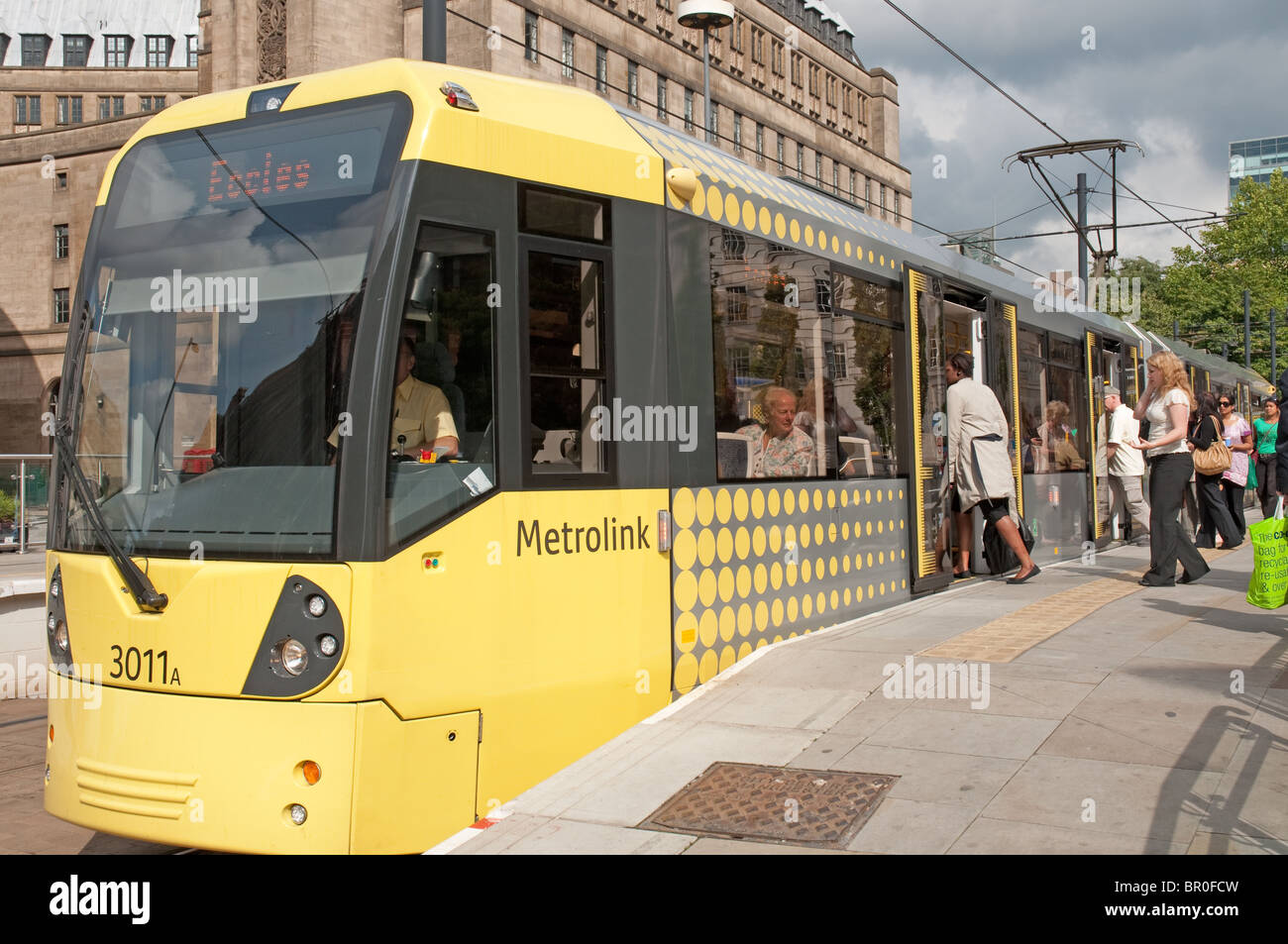 Tramway Metrolink au St Peter's Square, Manchester City Centre Banque D'Images