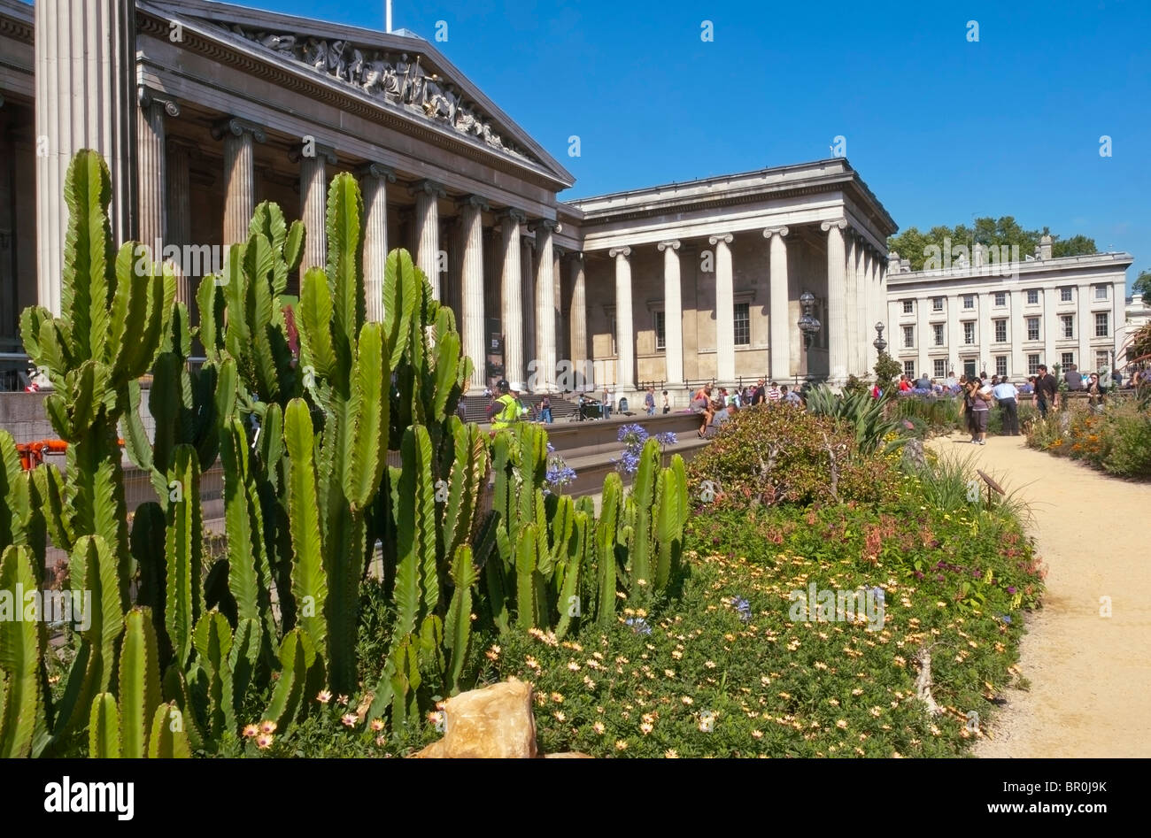 Une exposition de paysage d'Afrique du Sud en face du British Museum, Londres, organisée en coopération avec Kew Gardens Banque D'Images