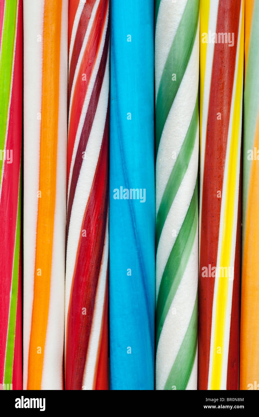 Bâtonnets multicolores de rock. Modèle rock mer Banque D'Images