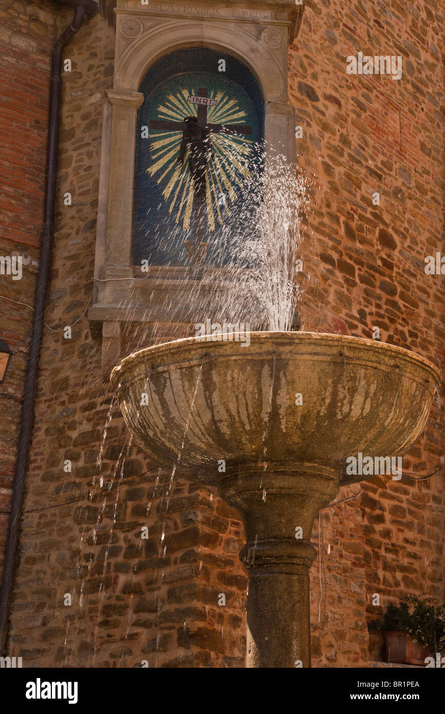Fontaine en village de l'Ombrie Panicale près de Pérouse Italie Banque D'Images