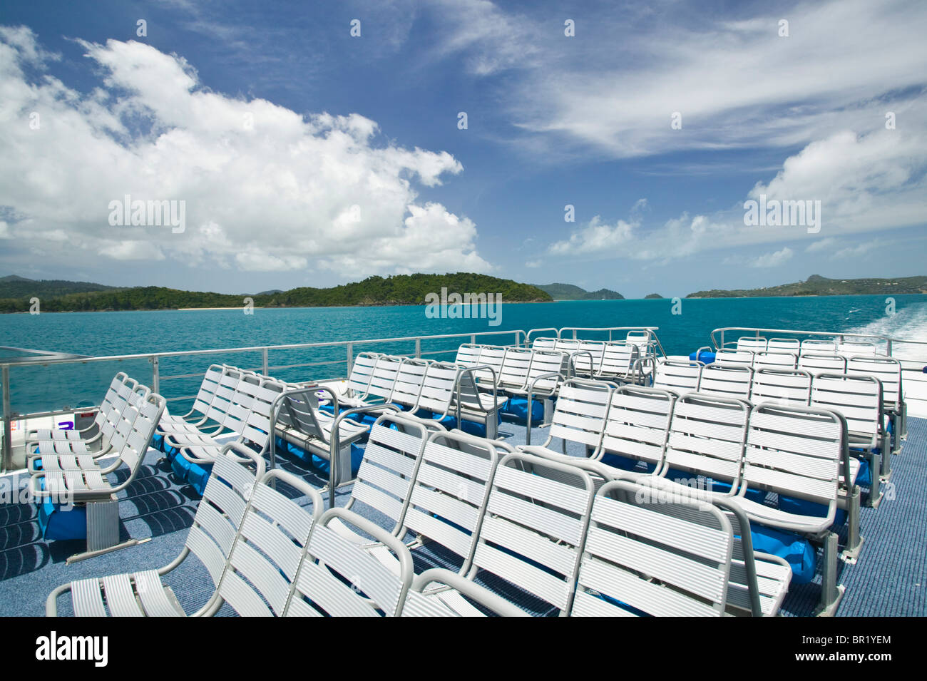 L'Australie, Queensland, Hamilton Island, Whitsunday Coast. À bord du traversier de l'île Hamilton. Banque D'Images