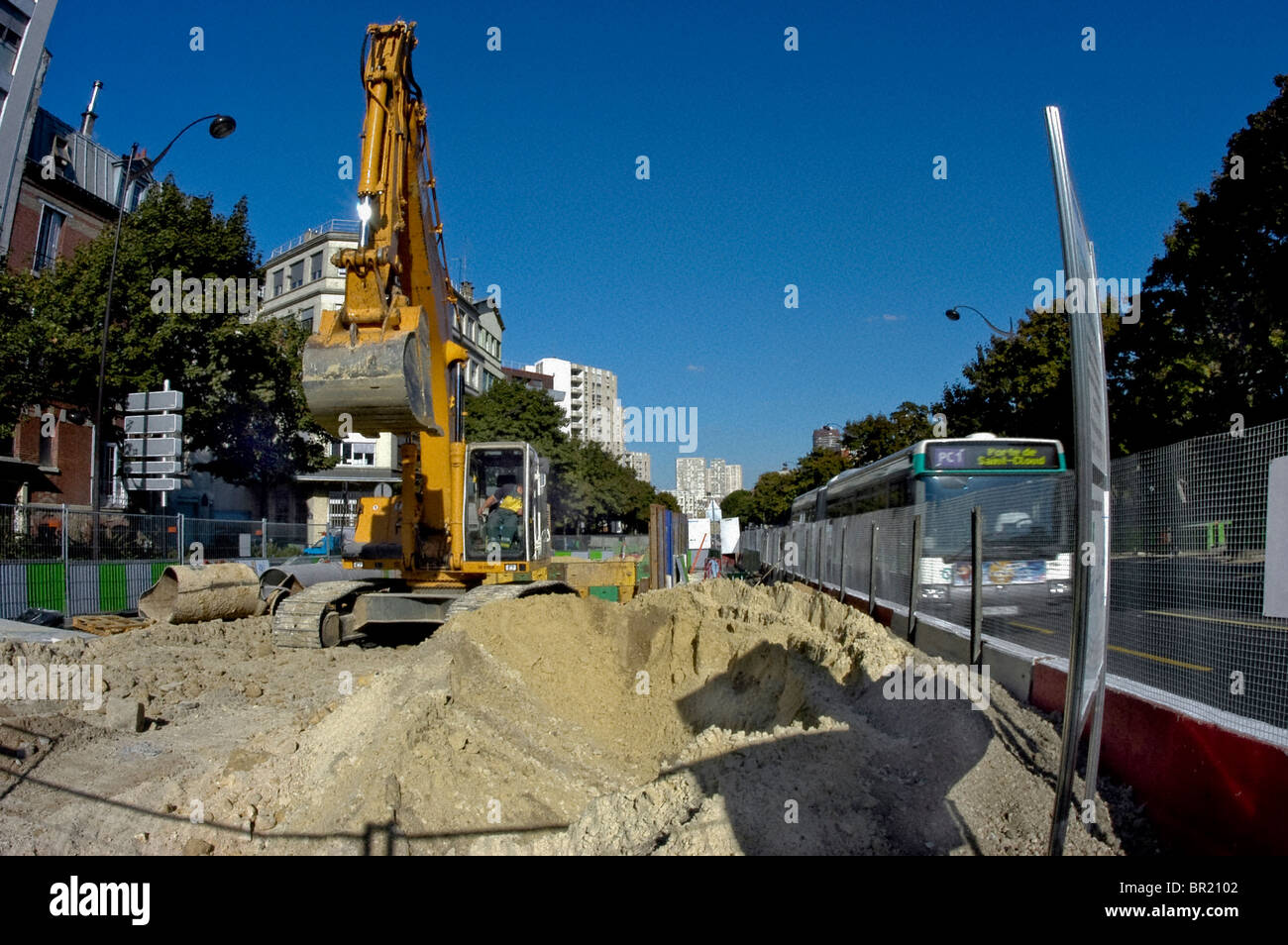 Paris, France, vue grand angle, extérieur, chantier, T3 tramway Street Scene, ratp bus dépenses publiques en France Banque D'Images