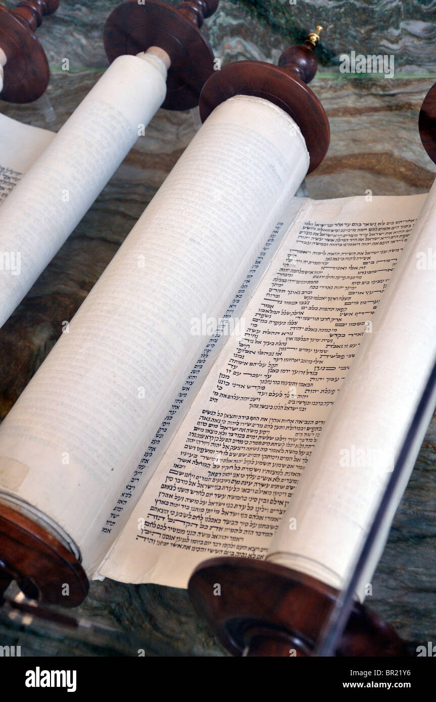 700 ans d'origine ancienne Bible morte écrit en hébreu, preuve de création Musée, Glen Rose, Texas, États-Unis Banque D'Images