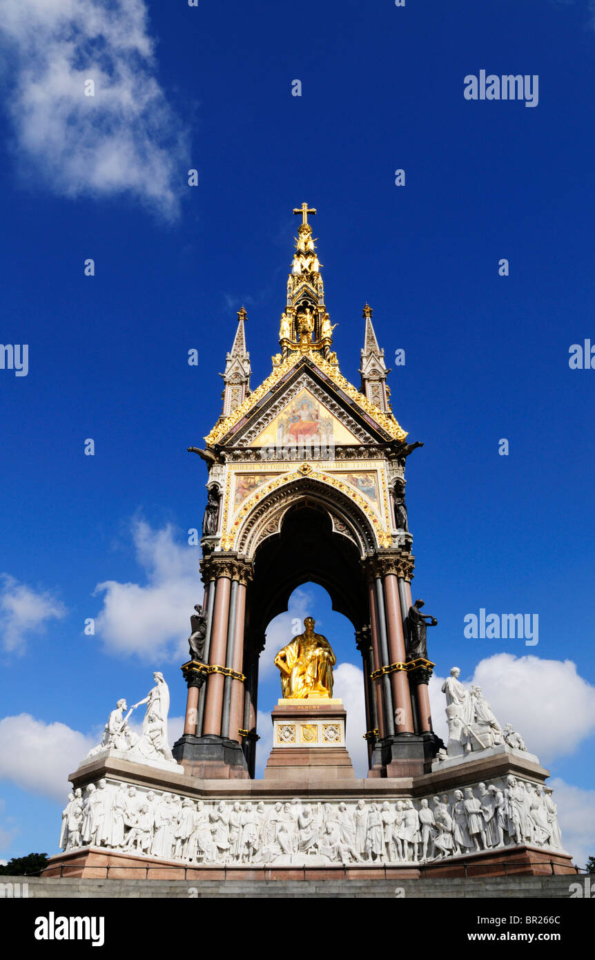 L'Albert Memorial, Les Jardins de Kensington, Londres, Angleterre Banque D'Images