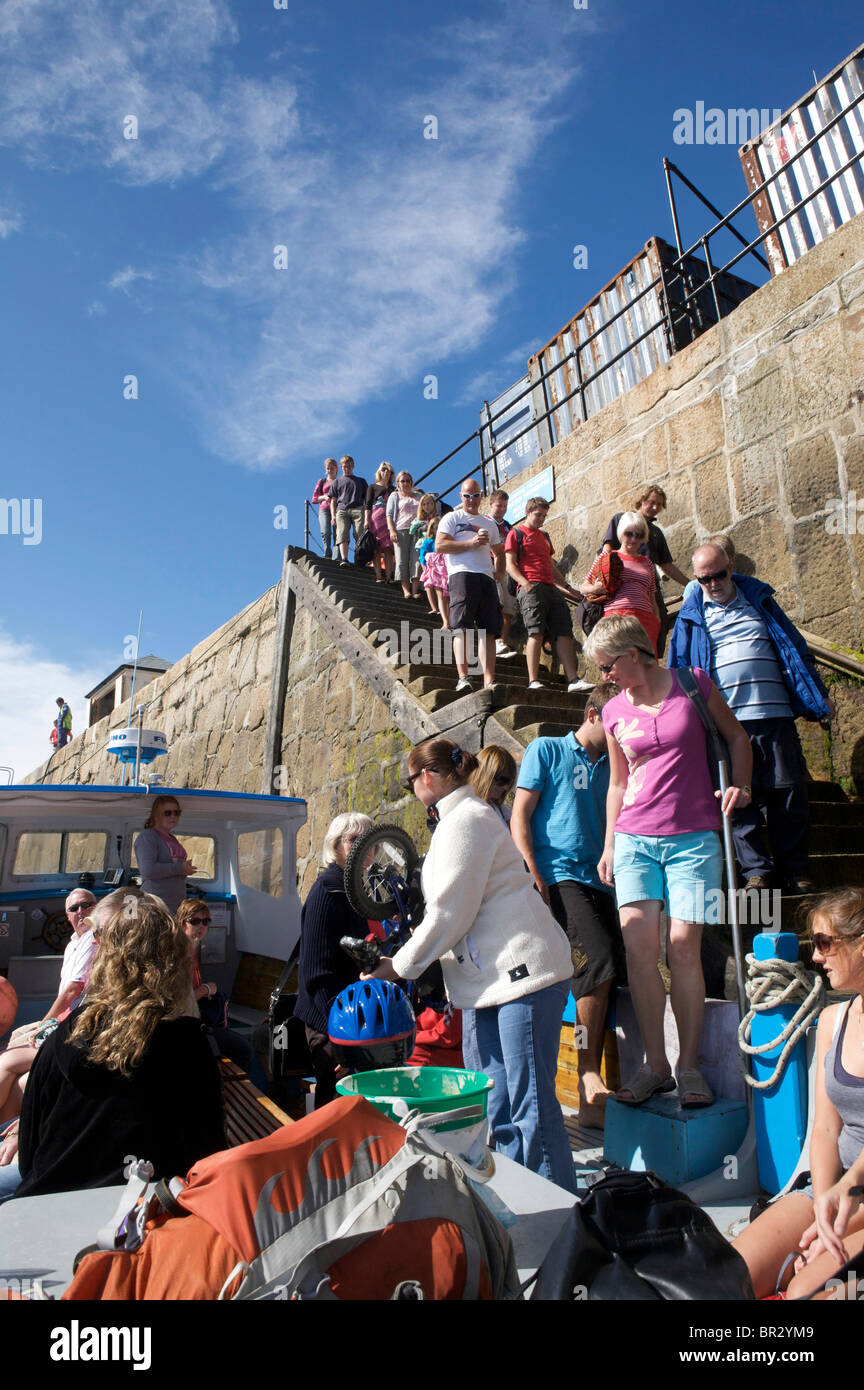 L'embarquement inter island boat, St Mary, Îles Scilly Banque D'Images