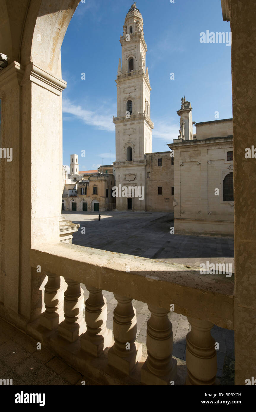 Lecce, place de la cathédrale : bell tower Banque D'Images