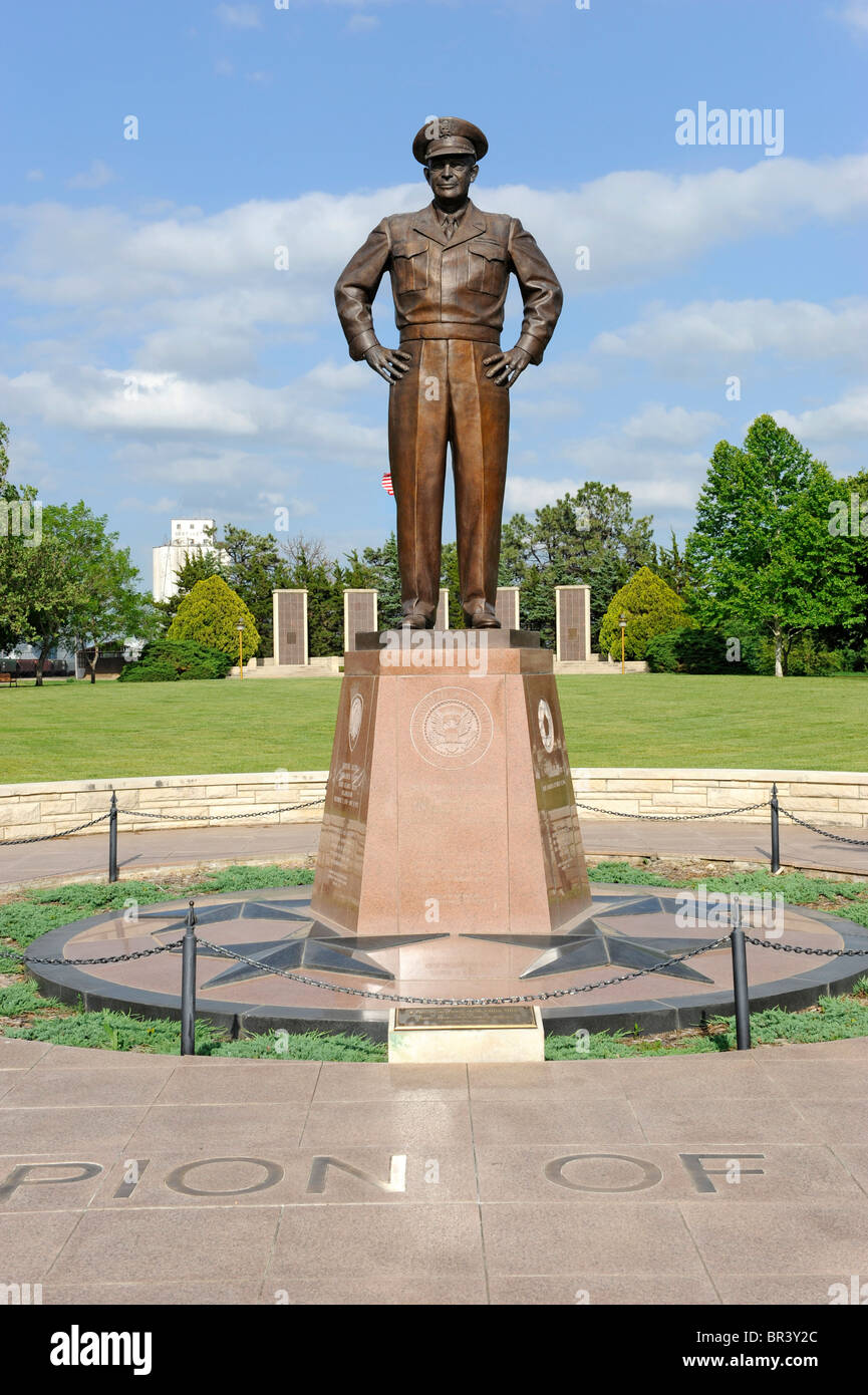 Dwight D. Eisenhower Champion de la paix Statue Abiliene Kansas Banque D'Images