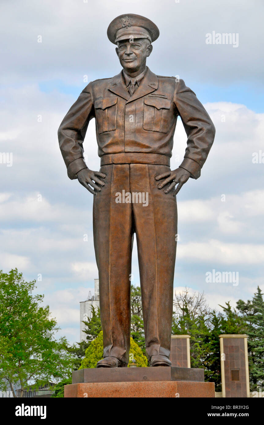 Dwight D. Eisenhower Champion de la paix Statue Abiliene Kansas Banque D'Images