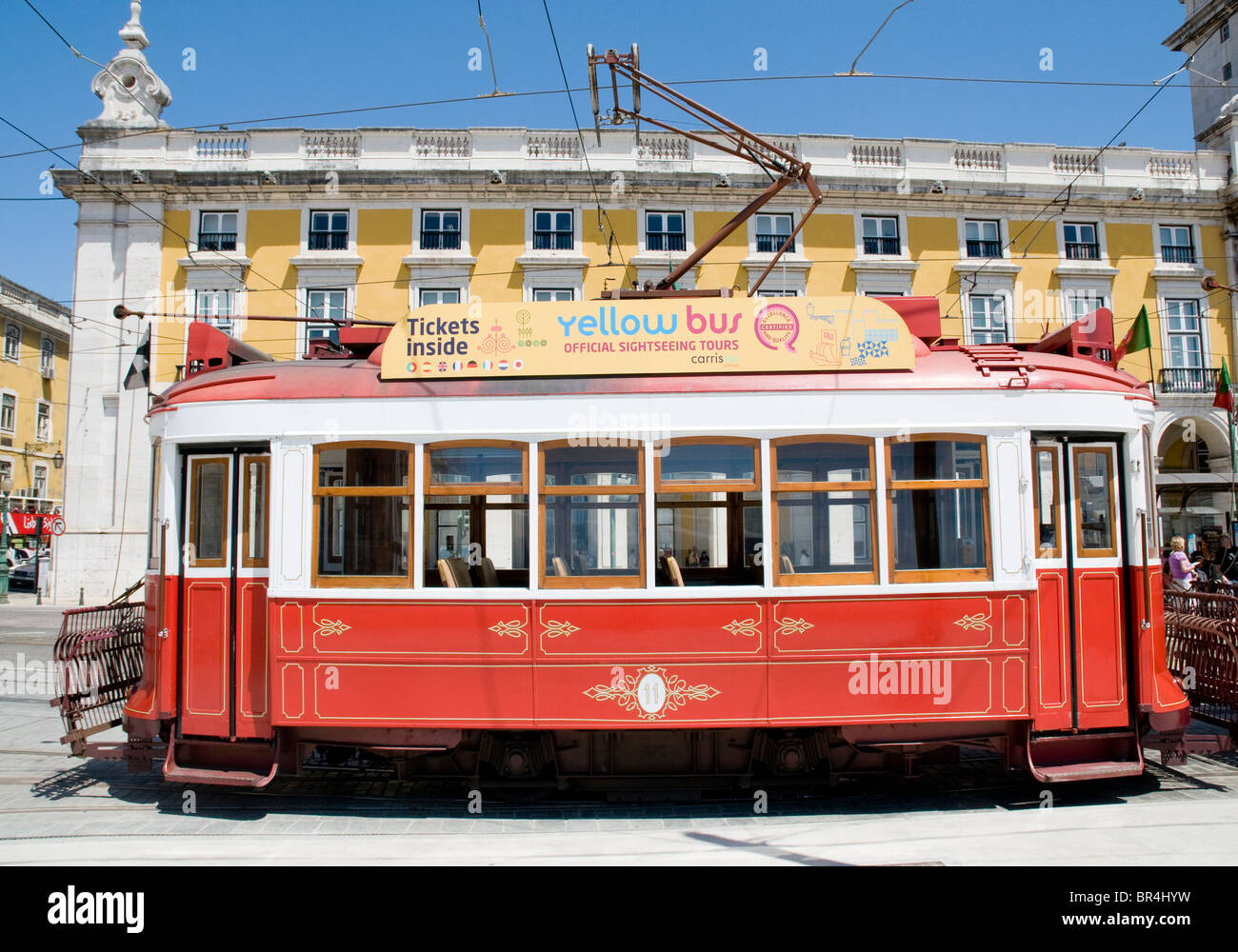 Tramway de Lisbonne antiques utilisés pour les visites de la capitale du Portugal. Banque D'Images