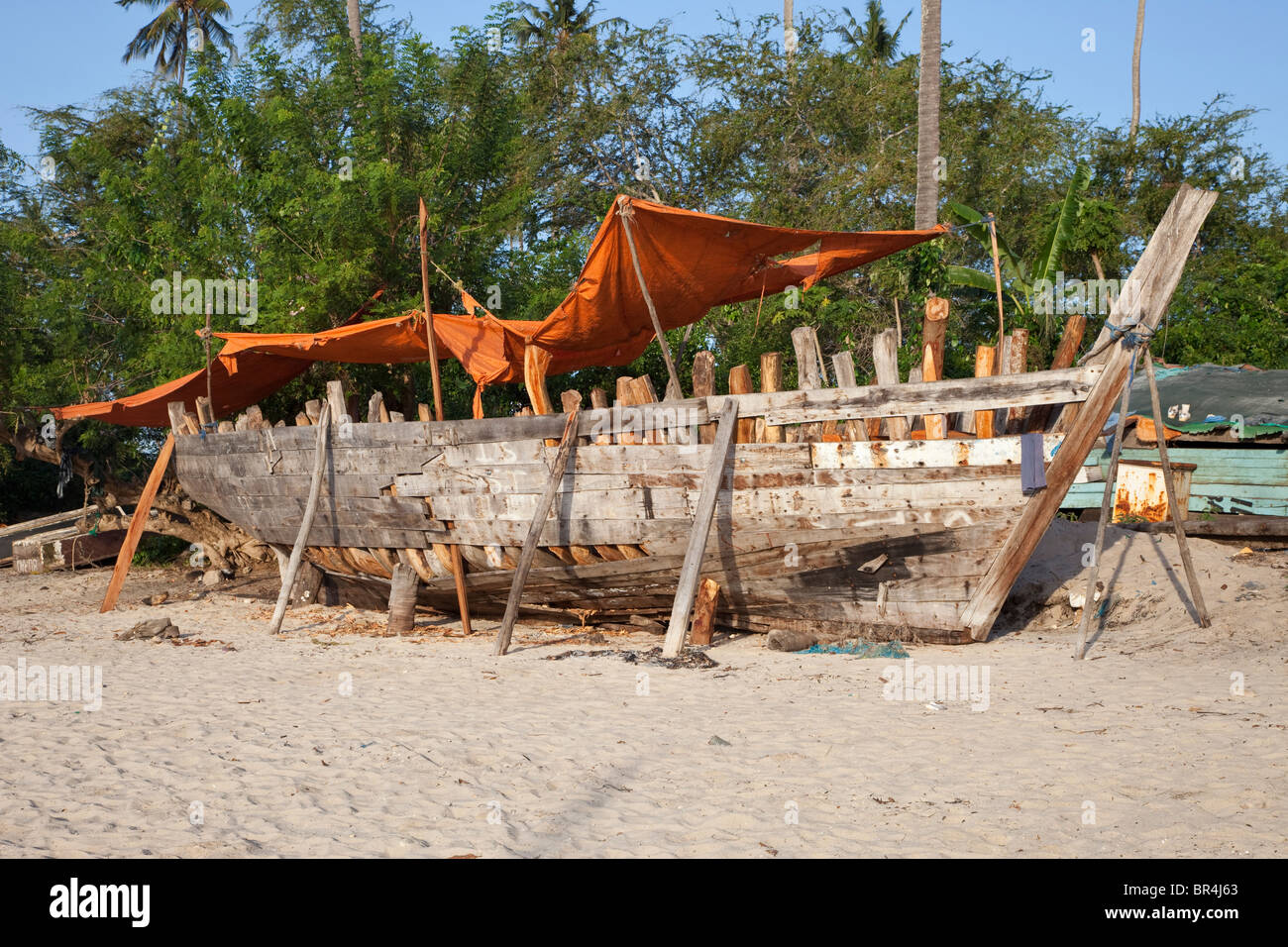 Marahubi, Zanzibar, Tanzanie. En Construction de boutres. Banque D'Images