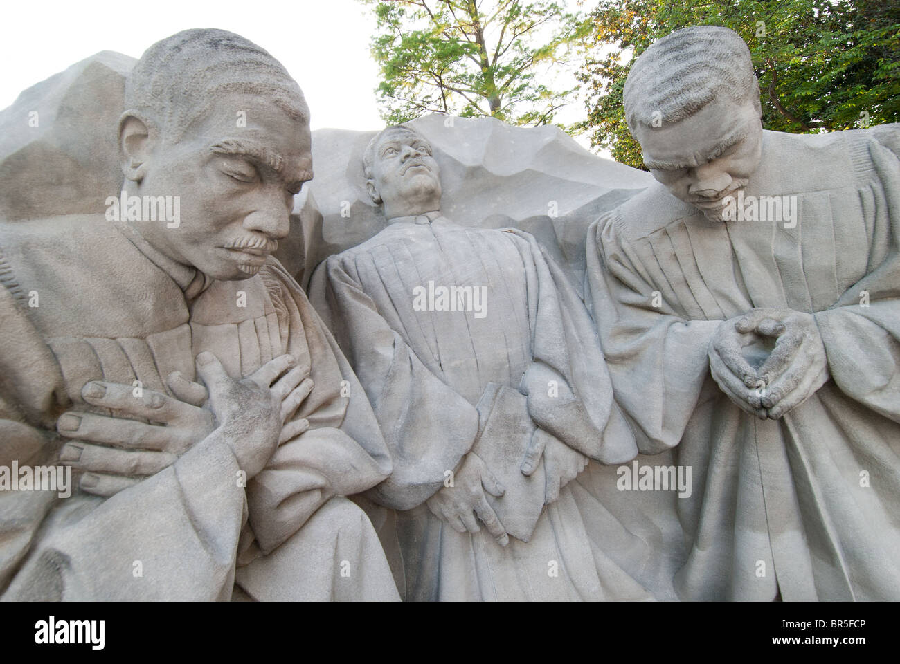 Les ministres "agenouillée statue par Raymond Kaskey dans Kelly Ingram Park dans le centre-ville de Birmingham, Alabama, États-Unis Banque D'Images