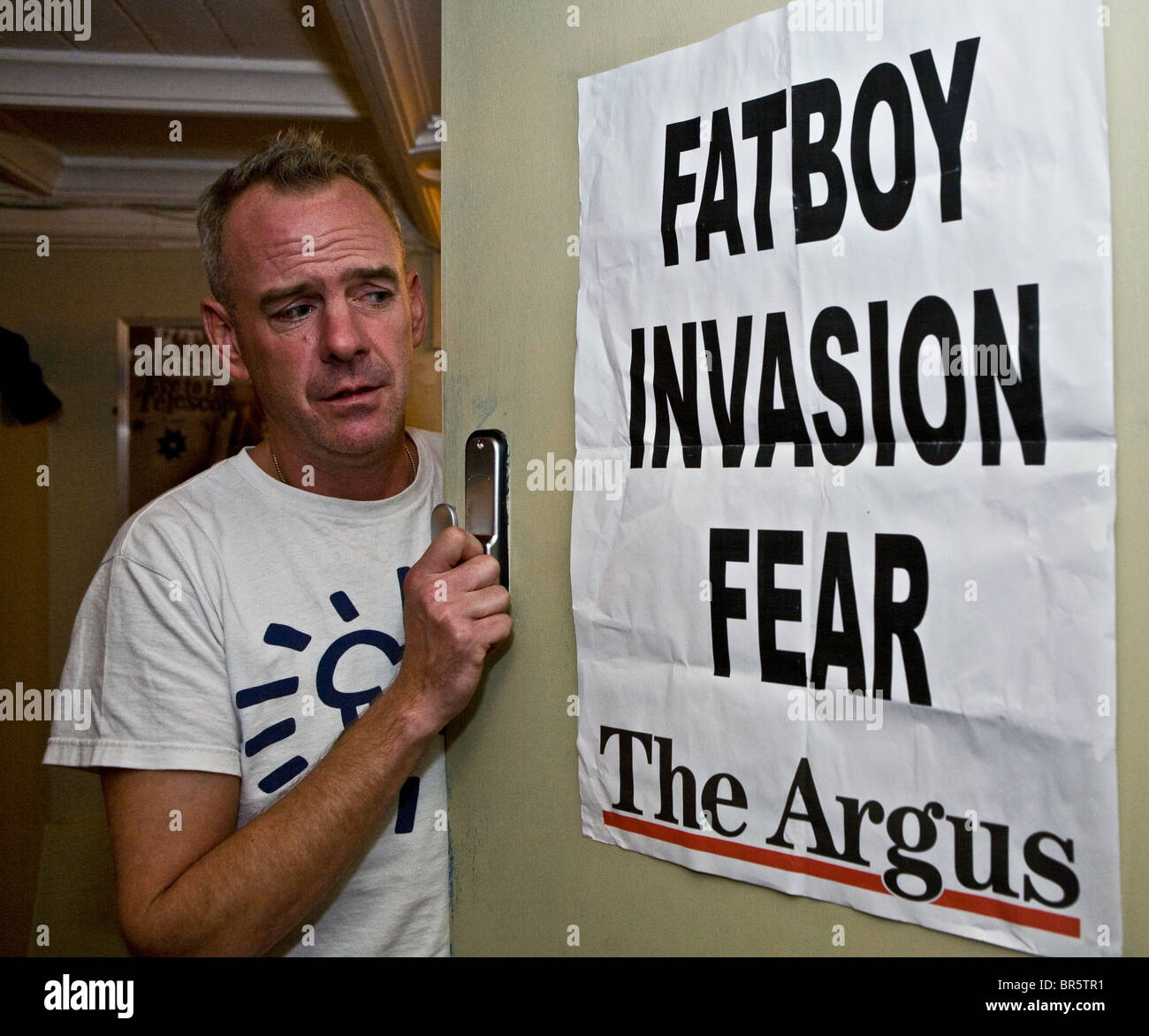 Fatboy Slim dans les coulisses de la plage de Brighton pour la Grande Plage Boutique le 27 septembre 2008. Banque D'Images