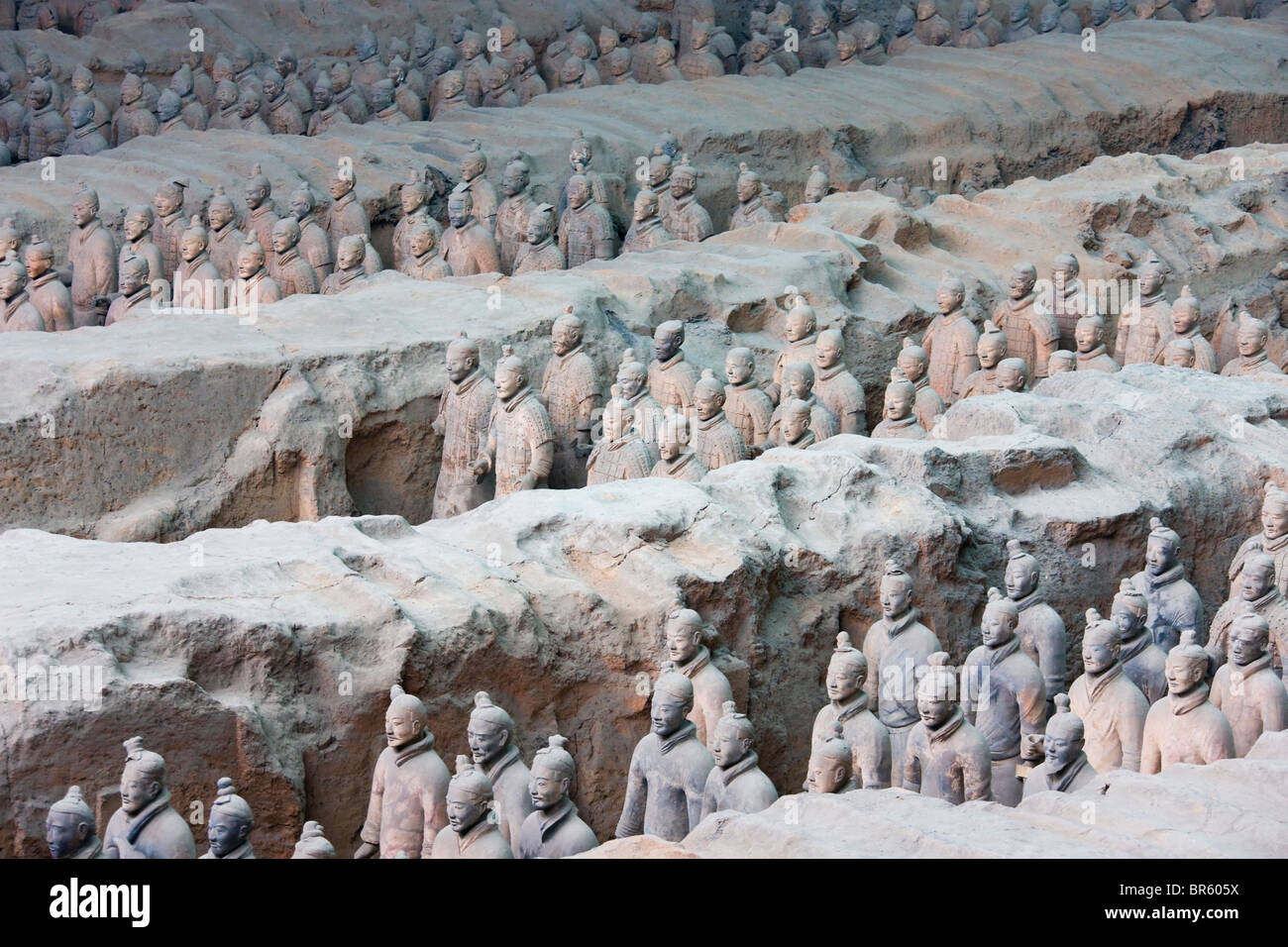Les guerriers en terre cuite, la tombe de l'empereur Qin Shihuangdi, Xian, Shaanxi, Chine Banque D'Images
