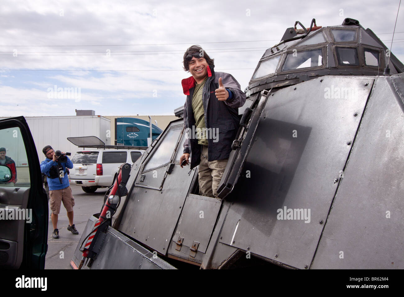 Un storm chaser de Sean Casey's 'Tornado intercepter des véhicules, un camion blindé Banque D'Images