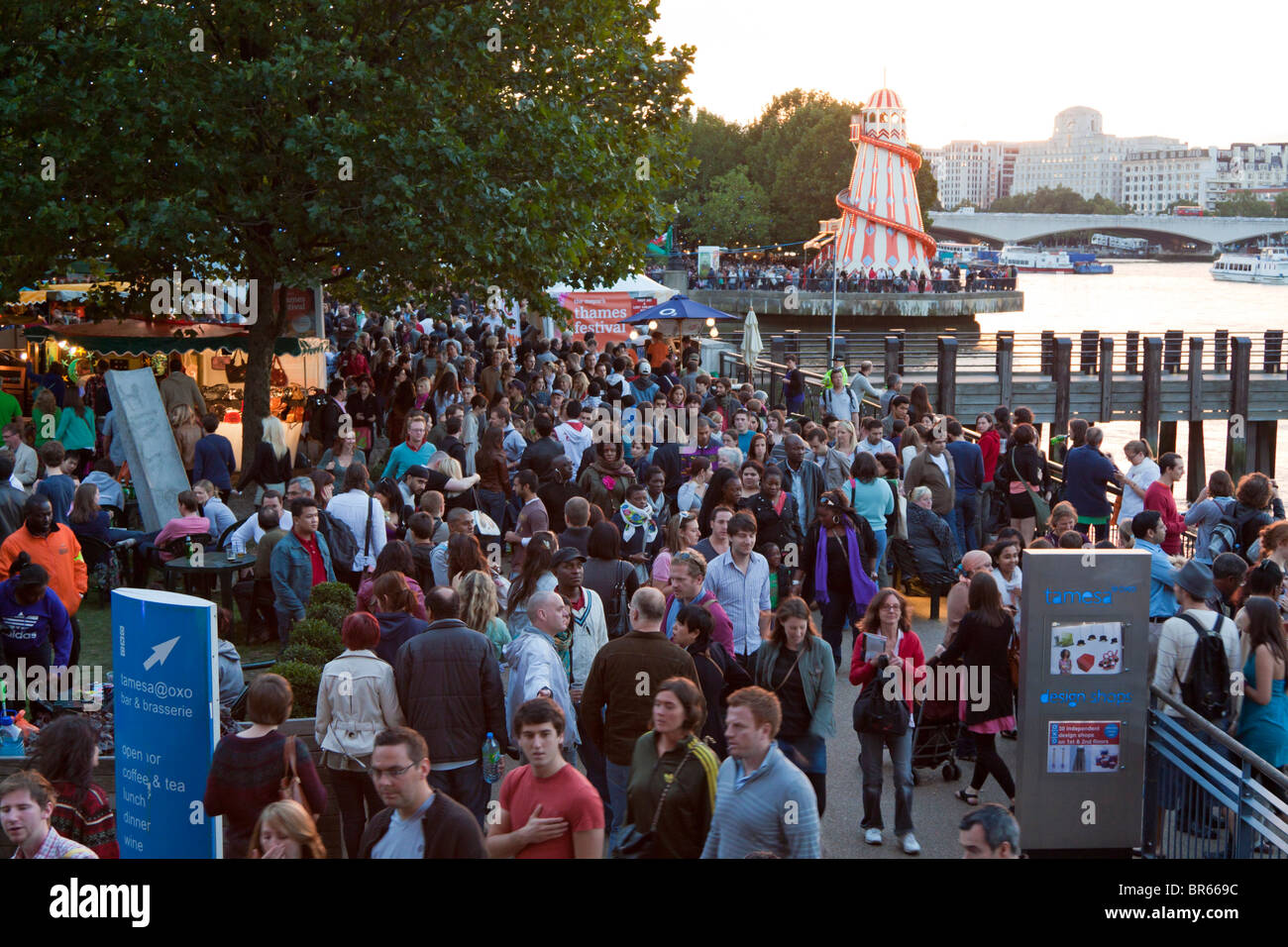 Festival Thames - Rive sud - Londres Banque D'Images