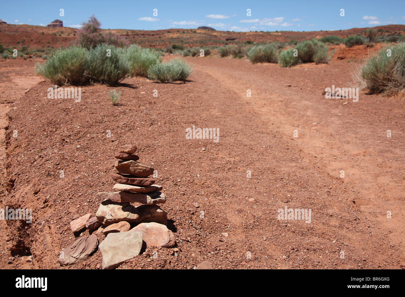 Désert paysage paysage le long de la carte Wildcat Trail in Monument Valley Navajo Tribal Park en Arizona et l'Utah, USA, 15 juin, 2010 Banque D'Images