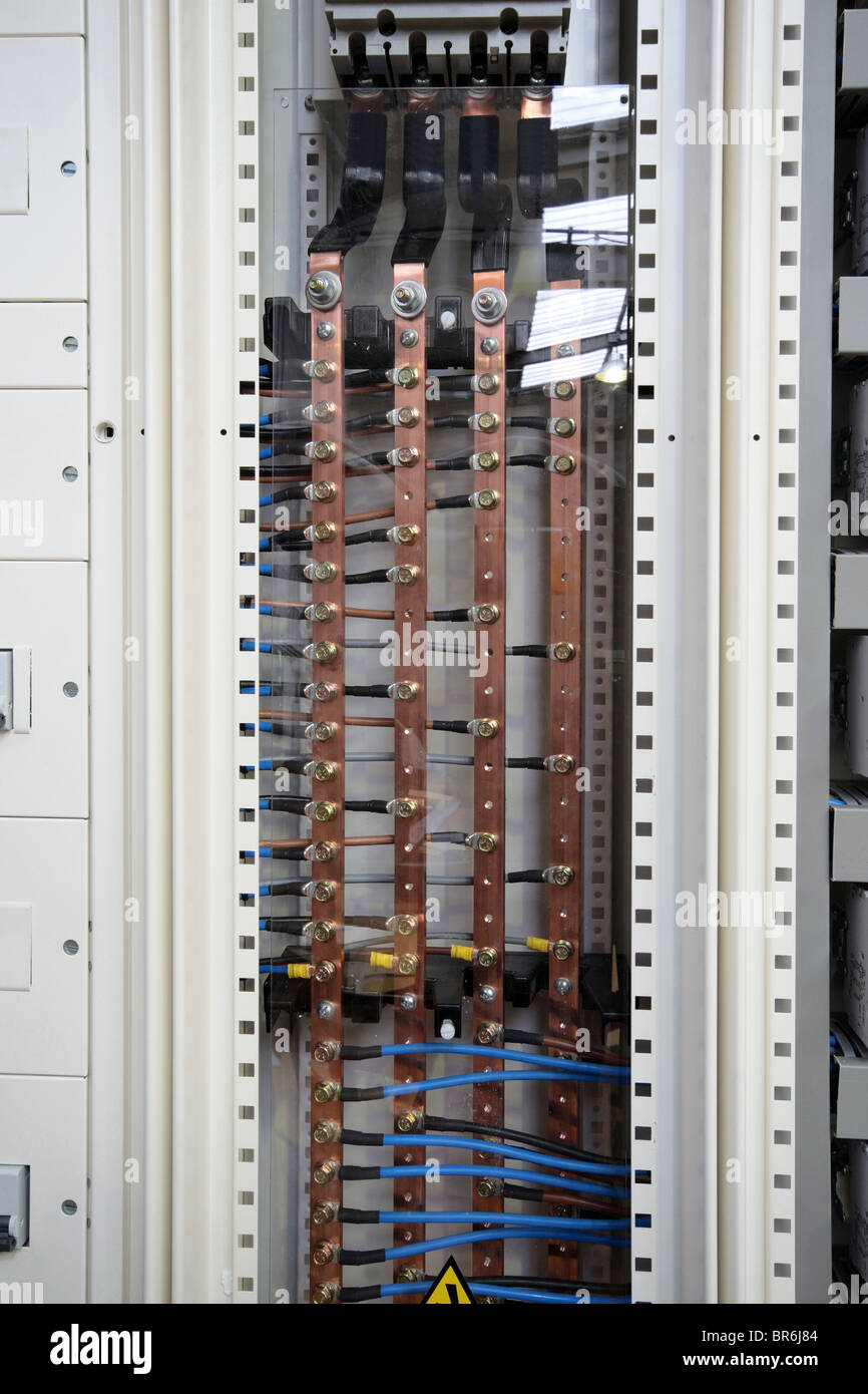 Tableau d'alimentation électrique de protection et de distribution électrique Banque D'Images