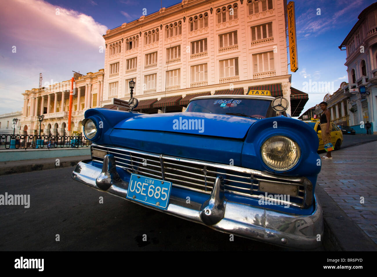 Un ancien bleu vintage classic car Santiago De Cuba Cuba Banque D'Images