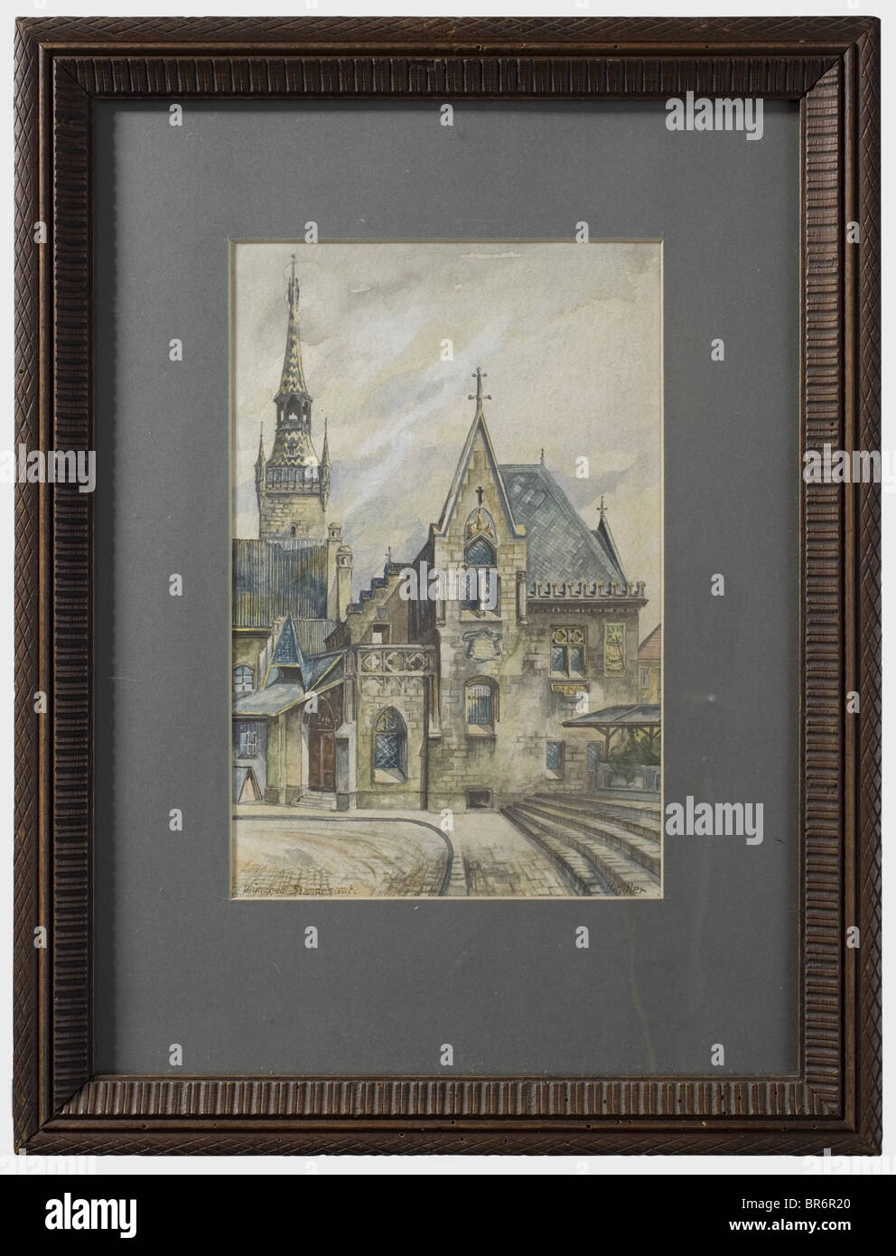 Adolf Hitler - une aquarelle "bureau de registre du unich"., très bien exécuté peinture sur papier aquarelle structuré. Méticuleusement capturé l'architecture, le bureau de registre de Munich sur le Petersbergl avec la tour de l'ancien hôtel de ville en arrière-plan. Intitulé en bas à gauche 'München Standesamt', signé en bas à droite 'A. Hitler'. Taille 27 x 18 cm. Sous le verre, dans le montage et le vieux cadre en bois, l'inverse avec l'étiquette du propriétaire original, le fabricant d'armes de Munich Adam Schork, qui a acheté l'aquarelle de Hitler en 1914. Avec une lettre de couverture par annonce, Banque D'Images