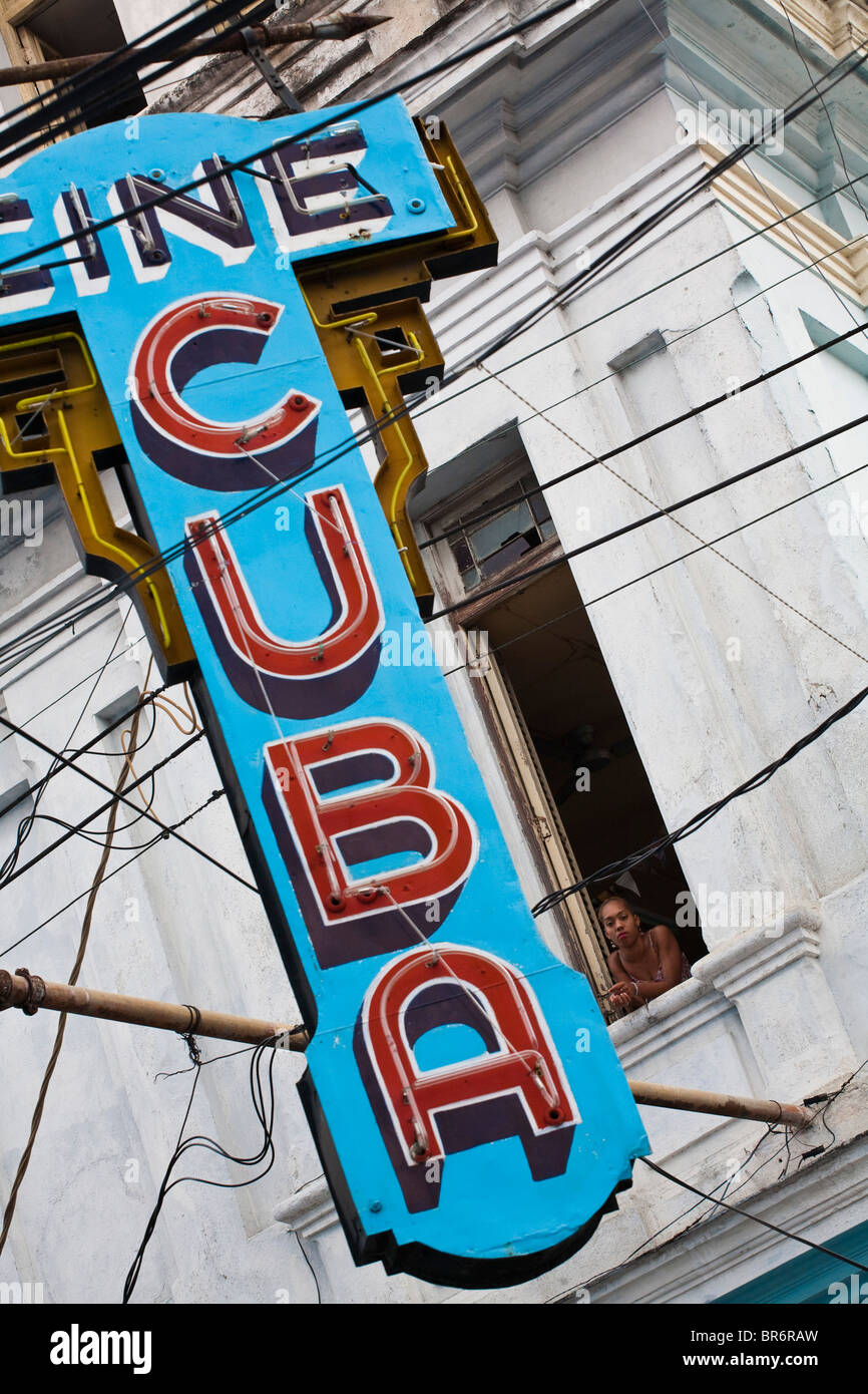 Un cinéma sign Santiago de Cuba Cuba Banque D'Images