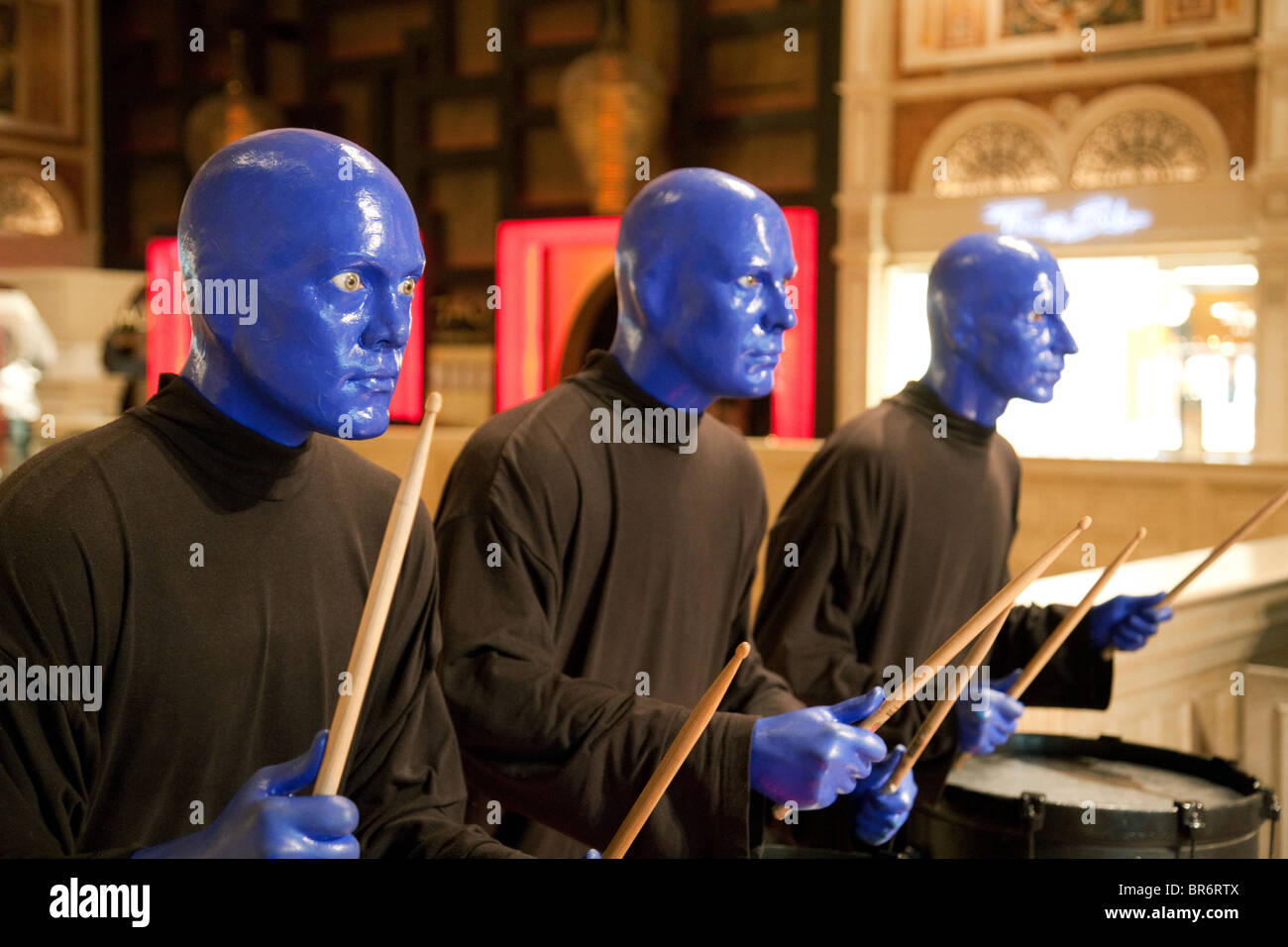 Les figures de cire publicité le Blue Man group show, l'hôtel vénitien, le  Strip, Las Vegas USA Photo Stock - Alamy